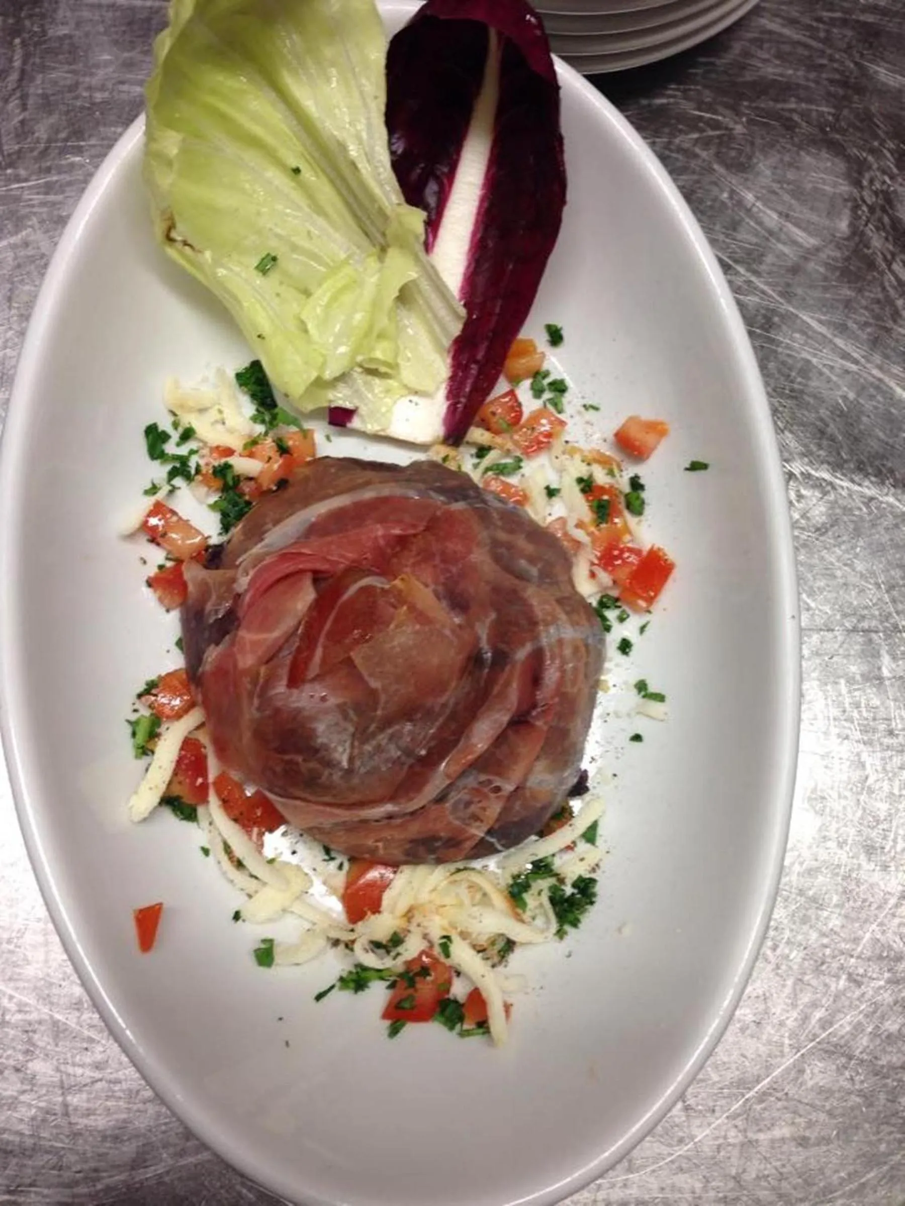 Restaurant/places to eat in Hotel Lumin