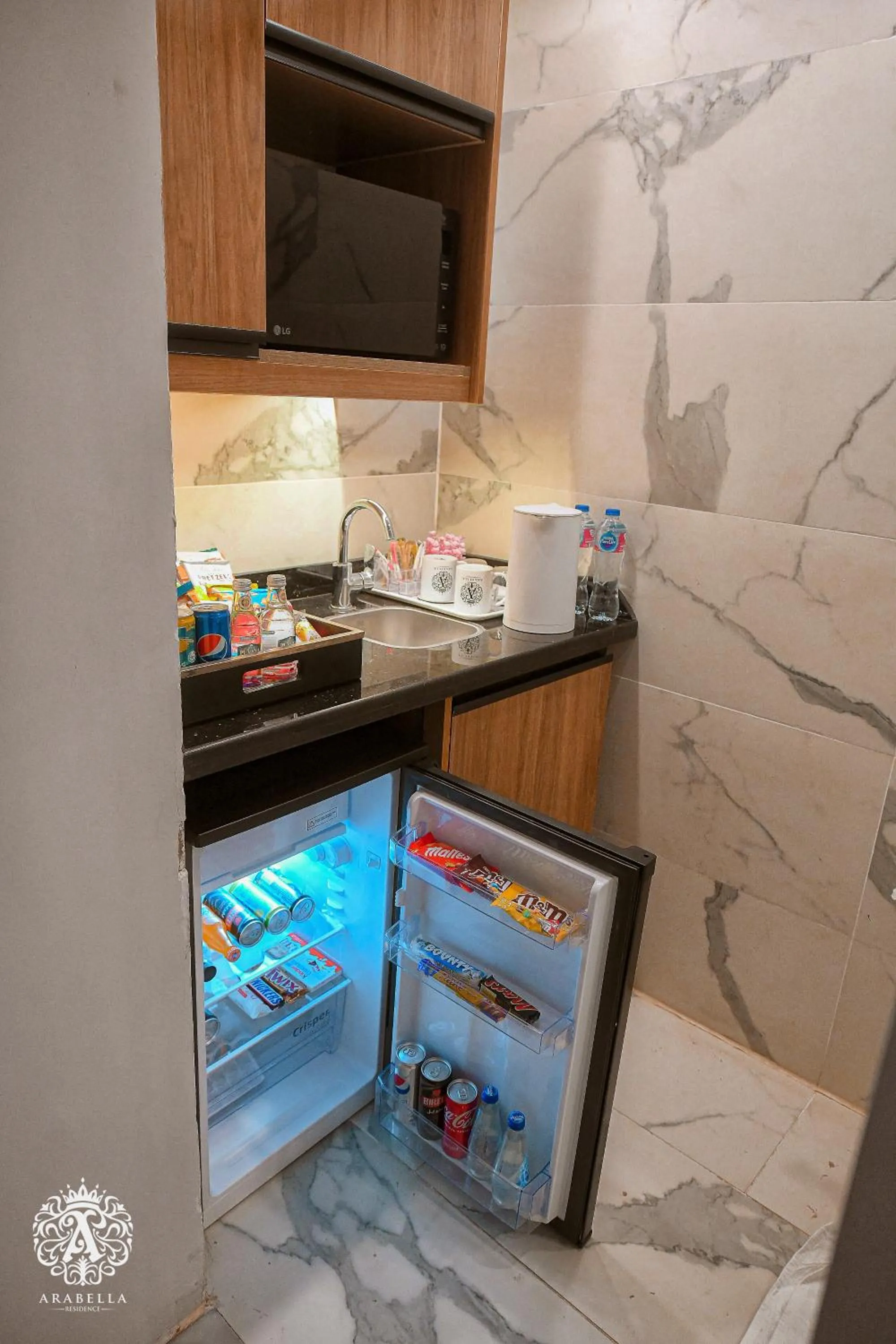 Coffee/tea facilities in Arabella Residence