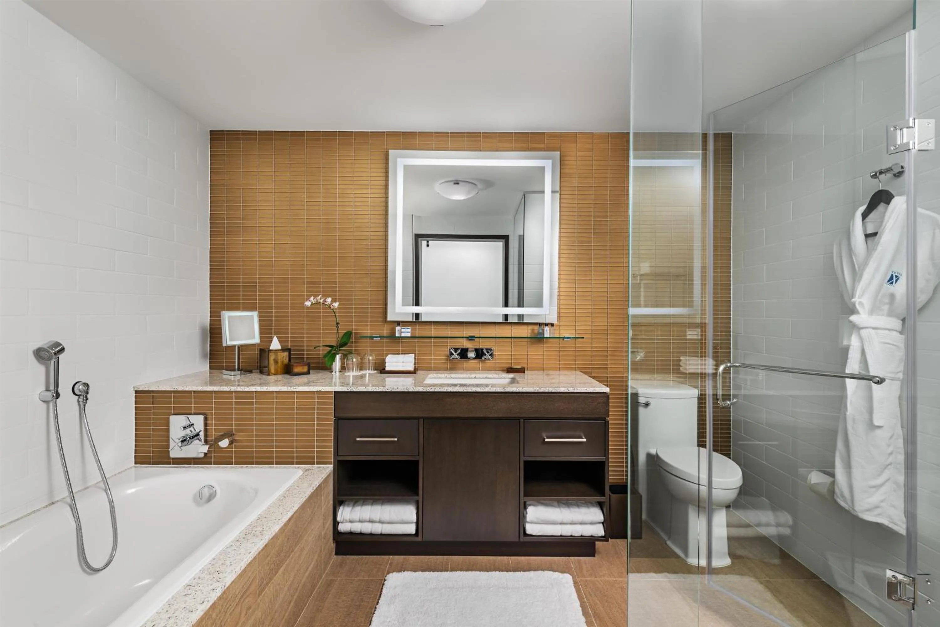 Bathroom in Hotel X Toronto, a Destination by Hyatt Hotel
