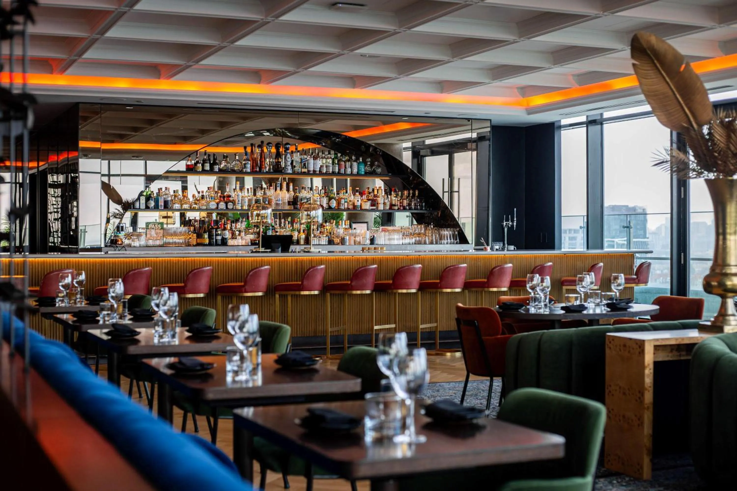 Restaurant/places to eat in Hotel X Toronto, a Destination by Hyatt Hotel