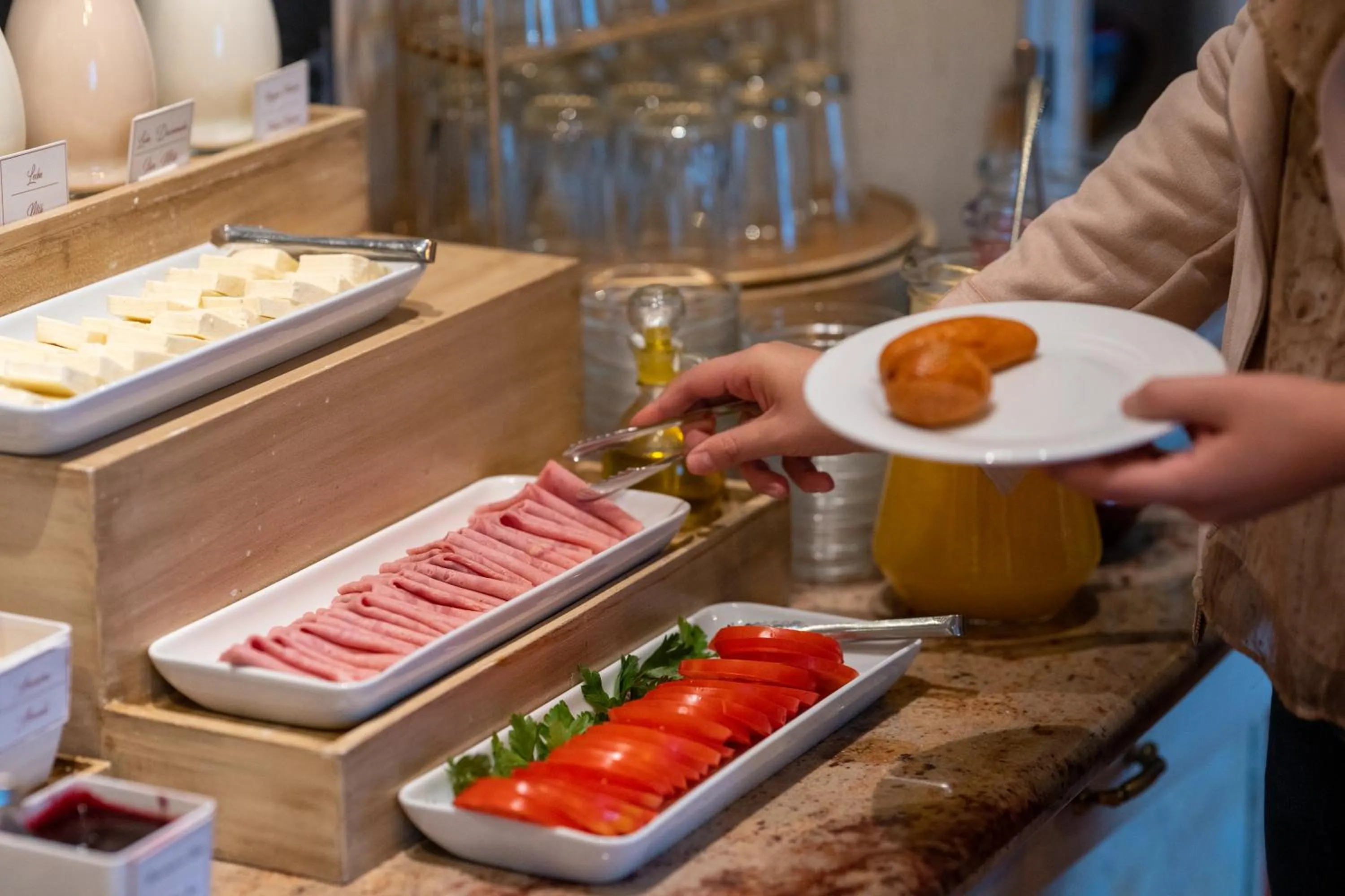Buffet breakfast in Hotel Boutique Santa Lucia