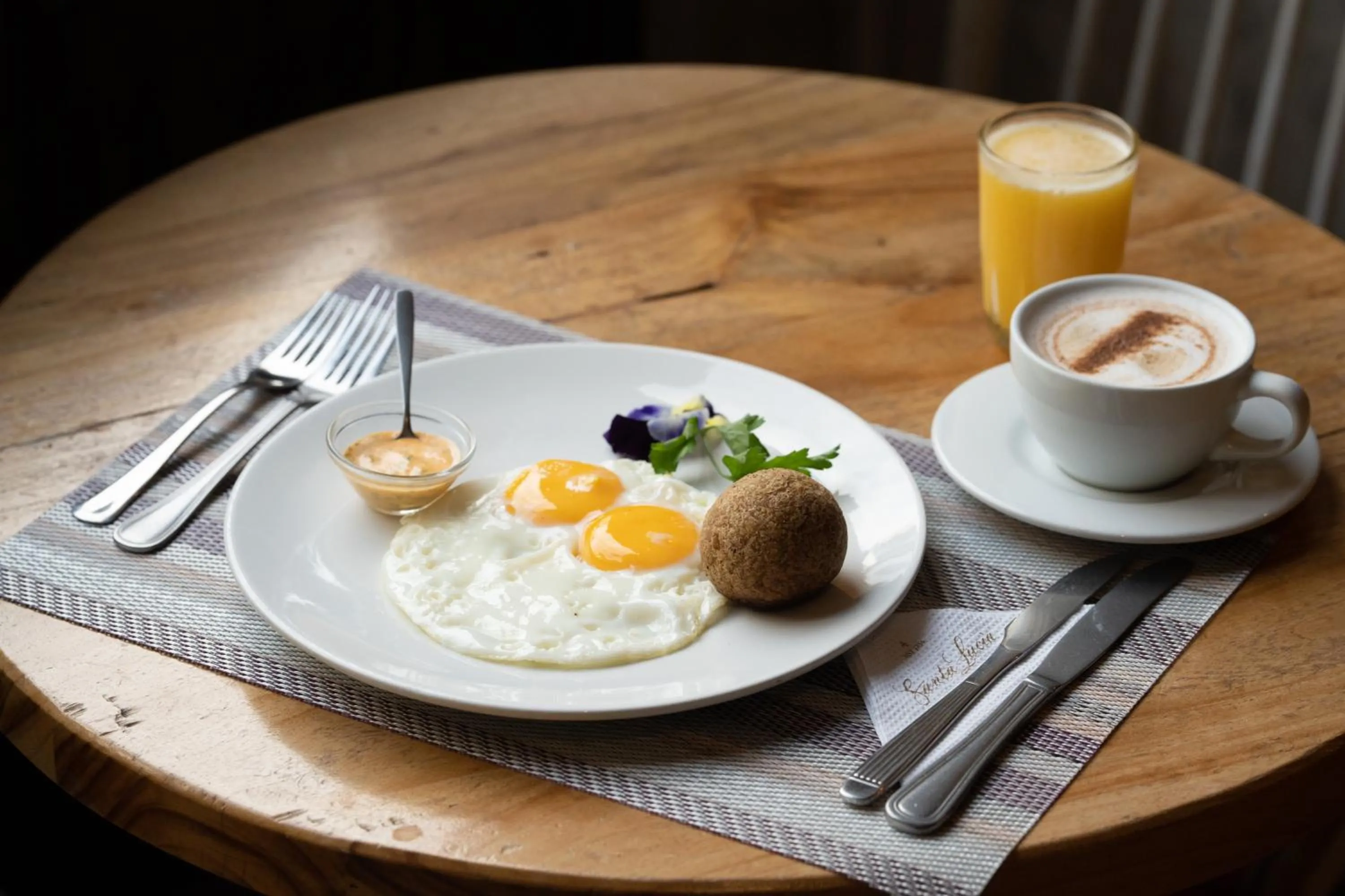 Breakfast in Hotel Boutique Santa Lucia