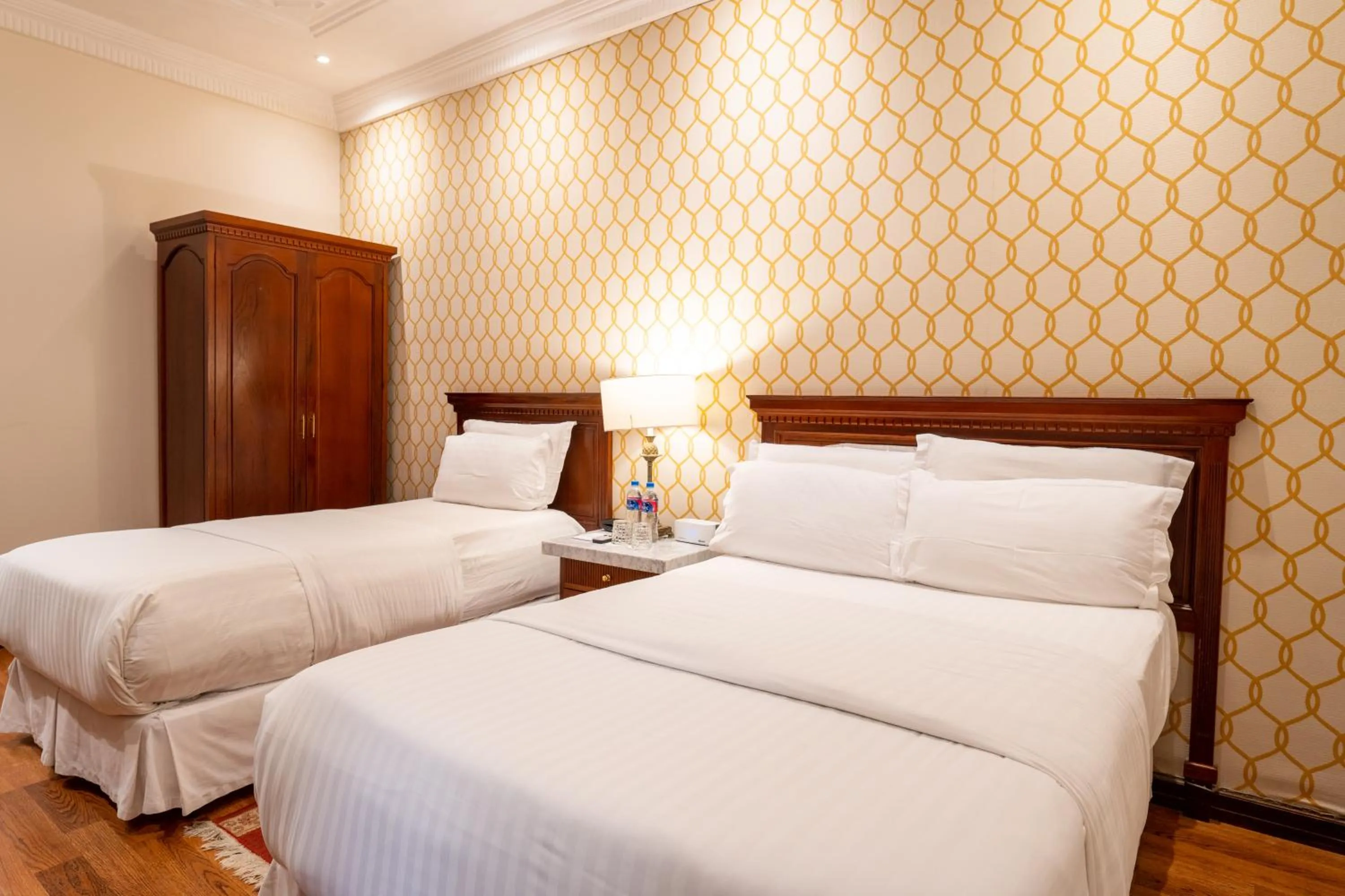 Bedroom, Bed in Hotel Boutique Santa Lucia