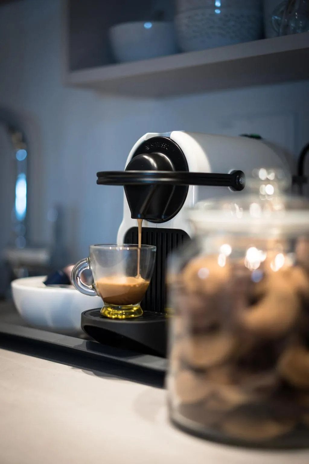 Laura Family Apartments