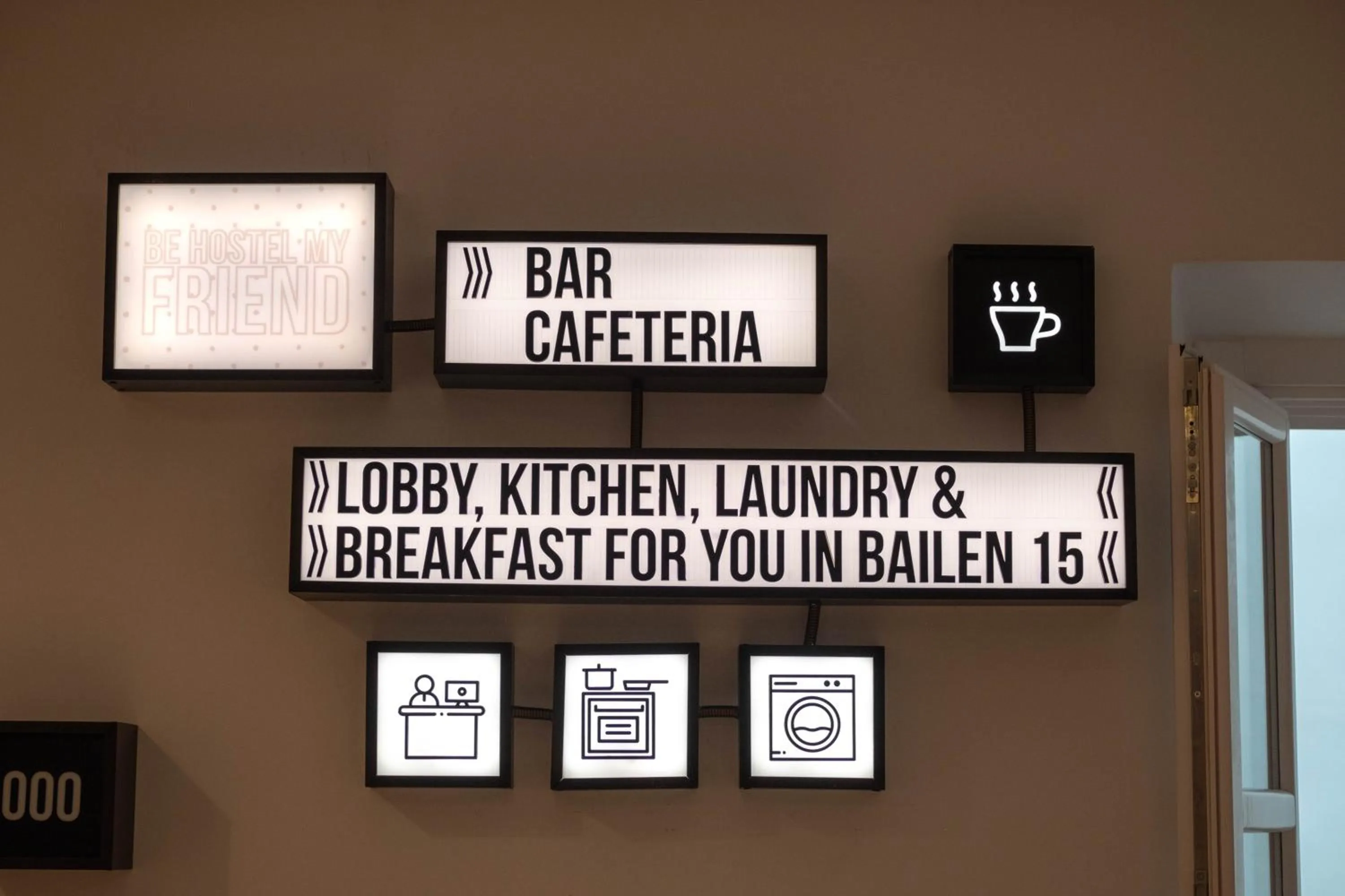 10-Bed Mixed Dormitory Room in U-Sense For You Hostel Sevilla