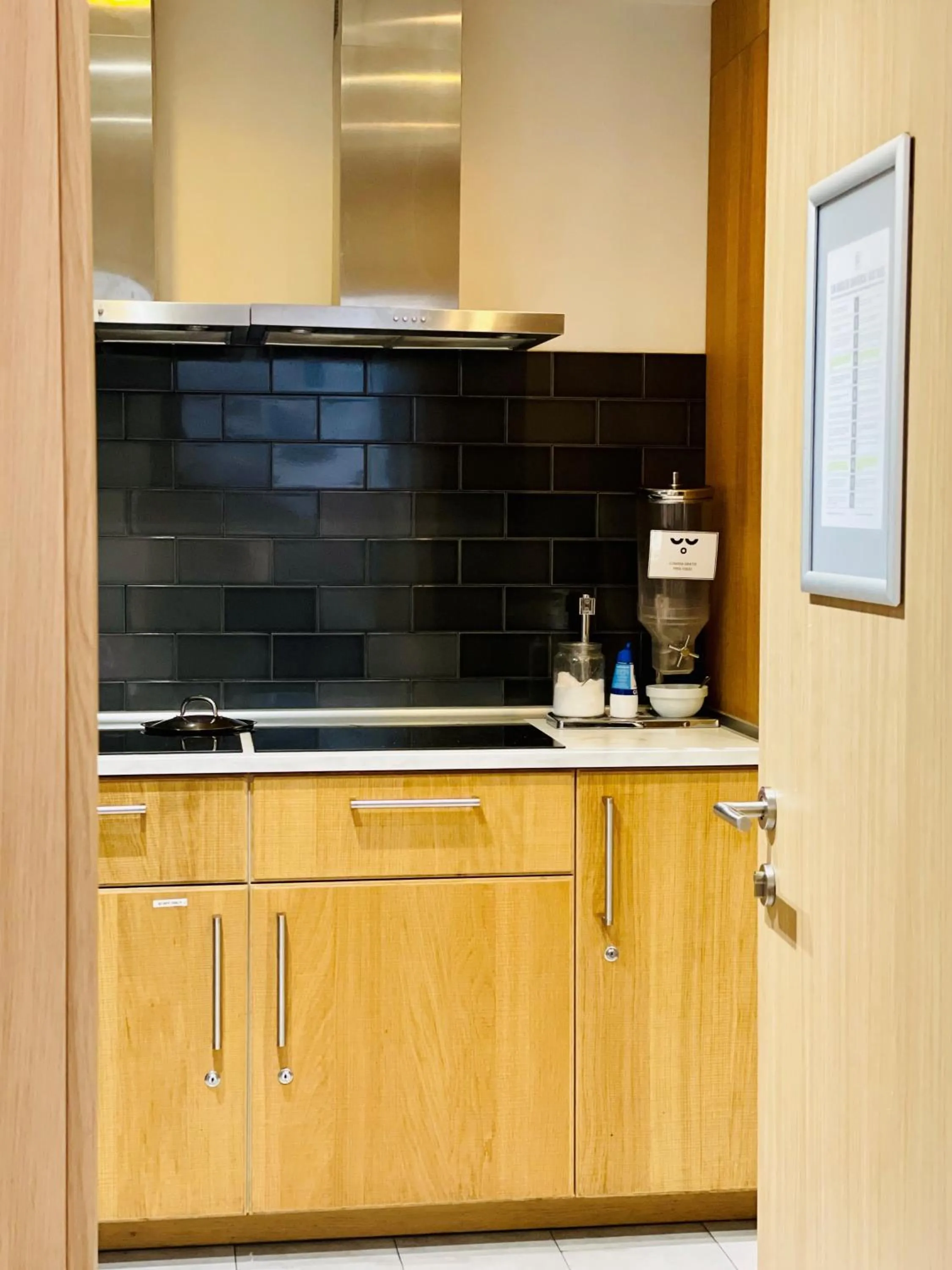 Communal kitchen in U-Sense For You Hostel Sevilla