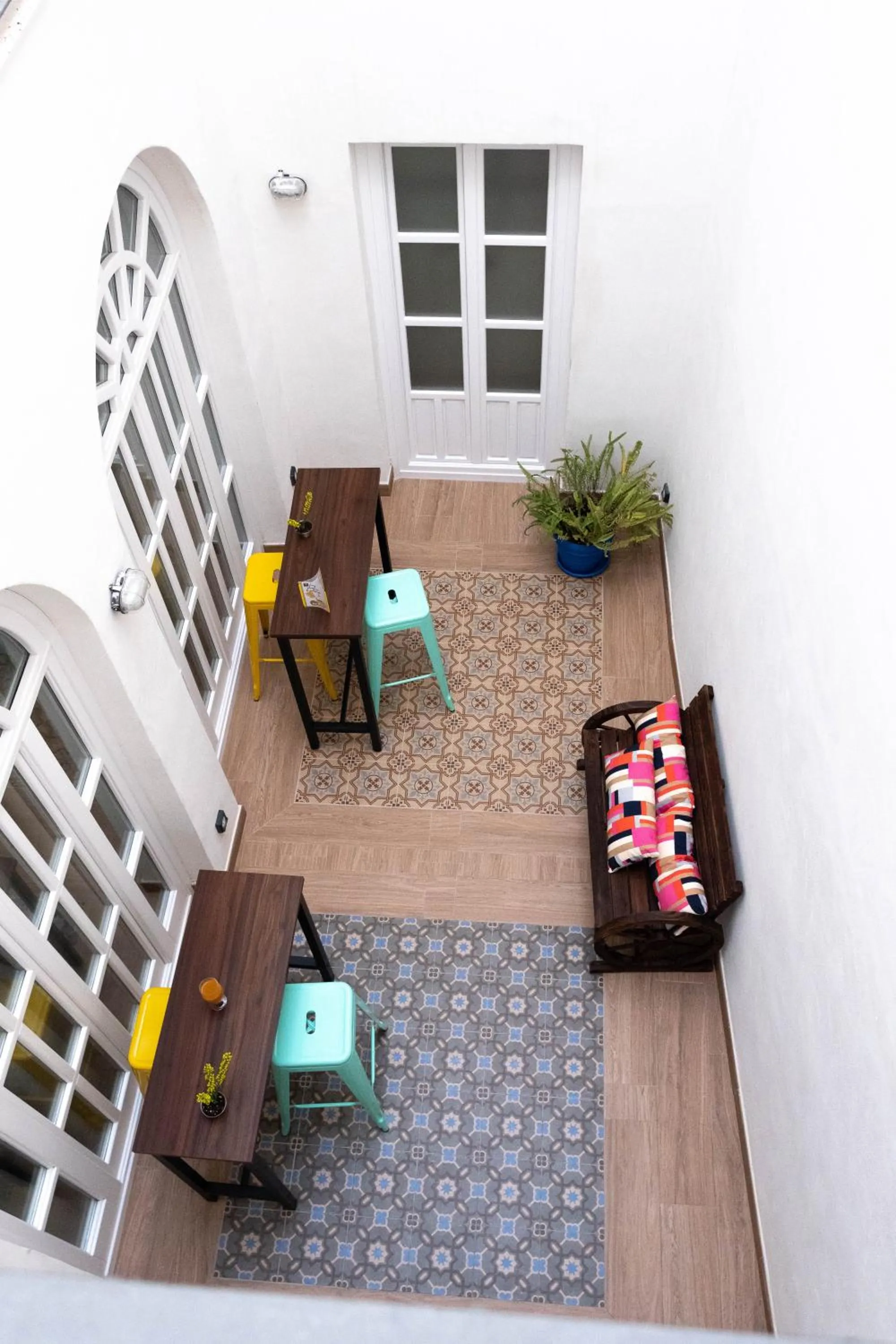 Patio in U-Sense For You Hostel Sevilla