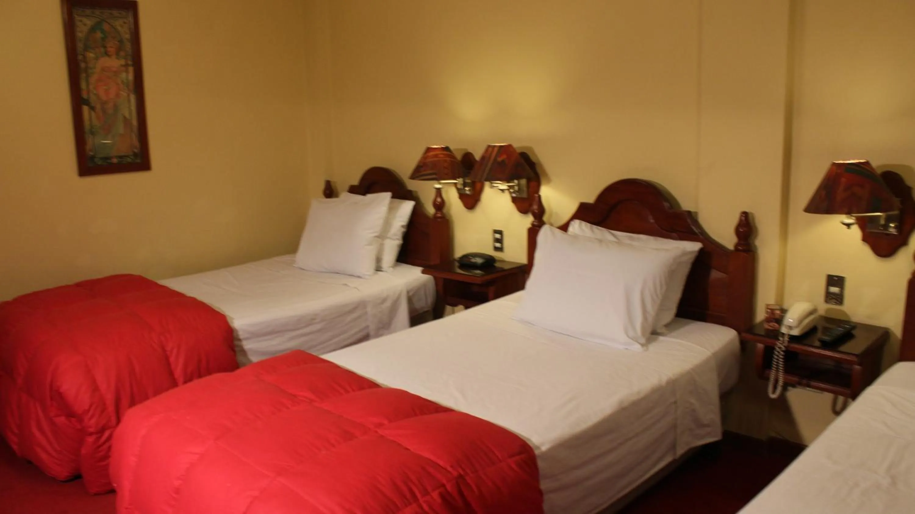 Bed in Hotel Casona Colon Inn