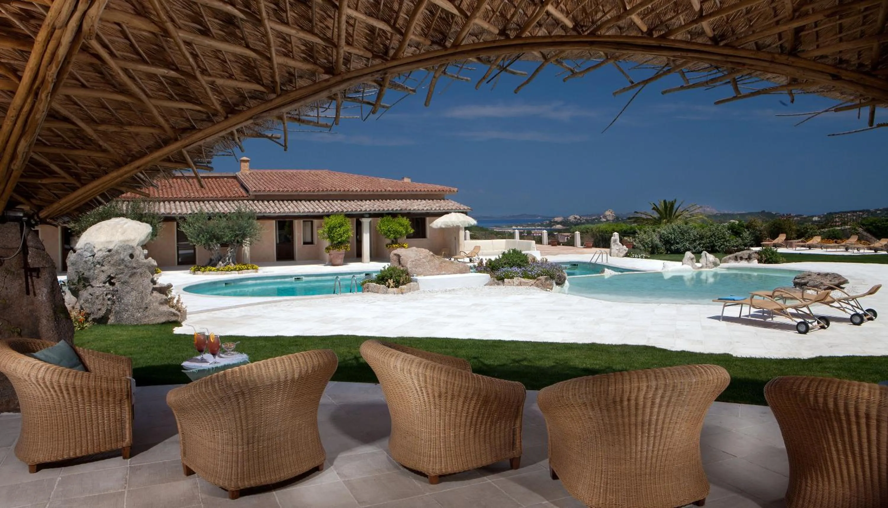 Lounge or bar in Hotel Pulicinu