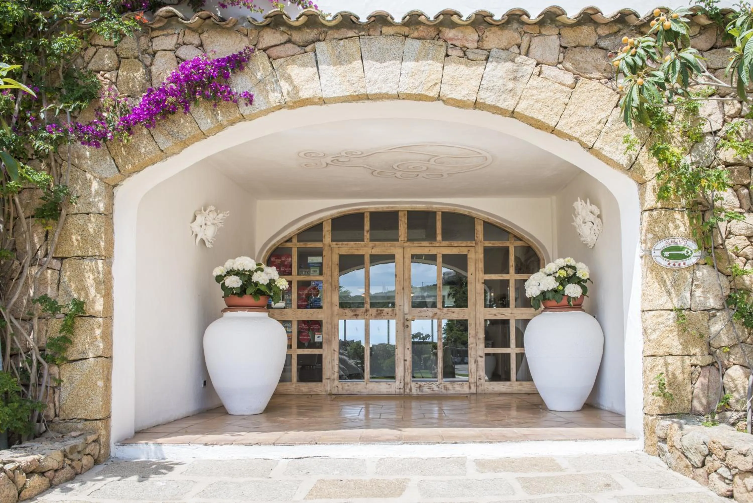 Facade/entrance in Hotel Pulicinu
