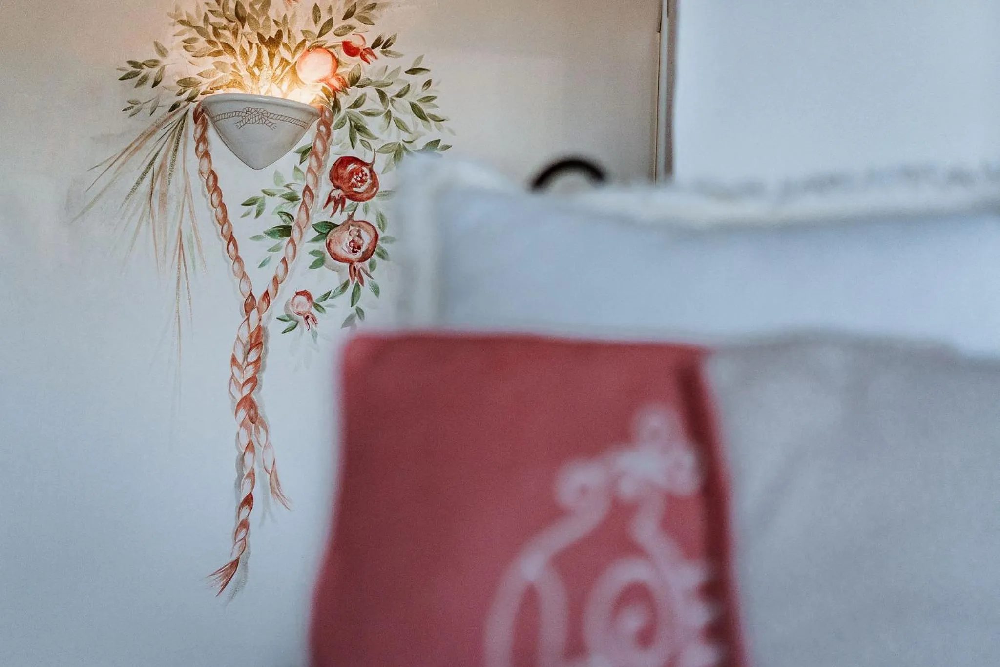 Living room, Bed in Hotel Pulicinu