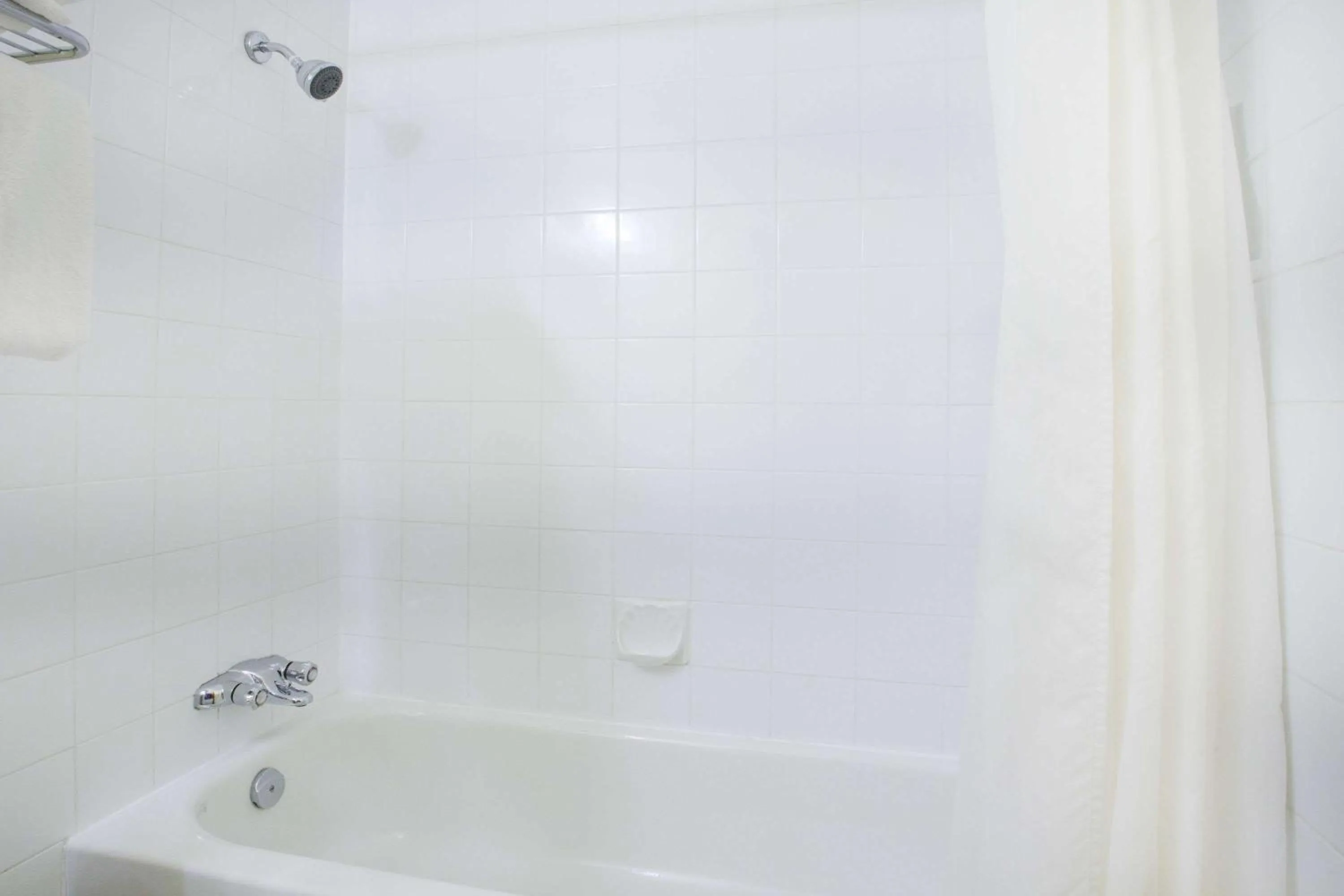 Bathroom in Fernie Fox Hotel