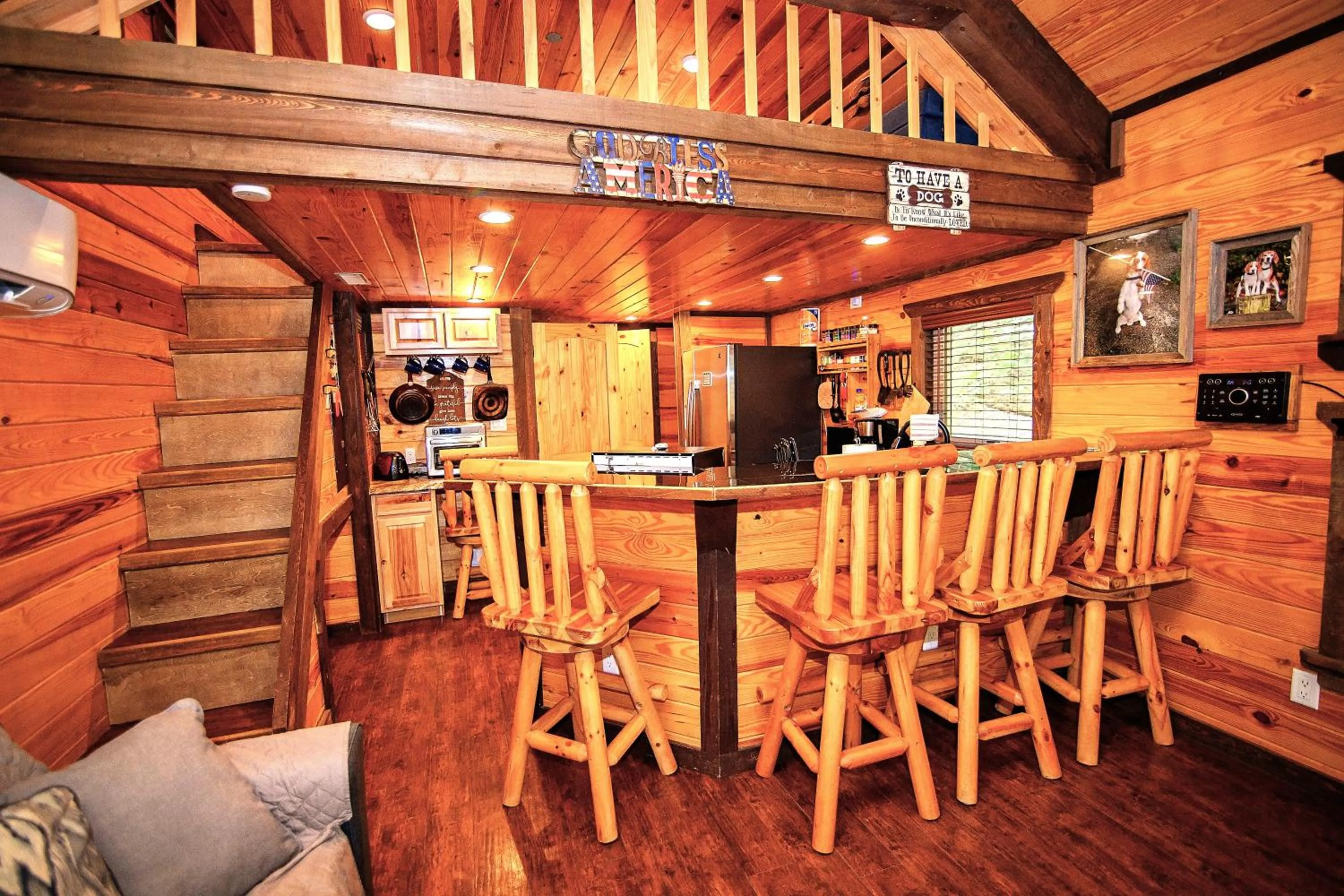 Dining area in The Codex - Parker Creek Bend Cabins