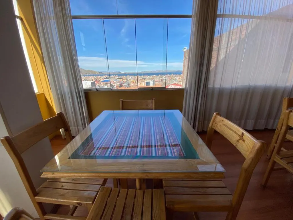 Restaurant/places to eat, Bed in Hostal Oscar Inn