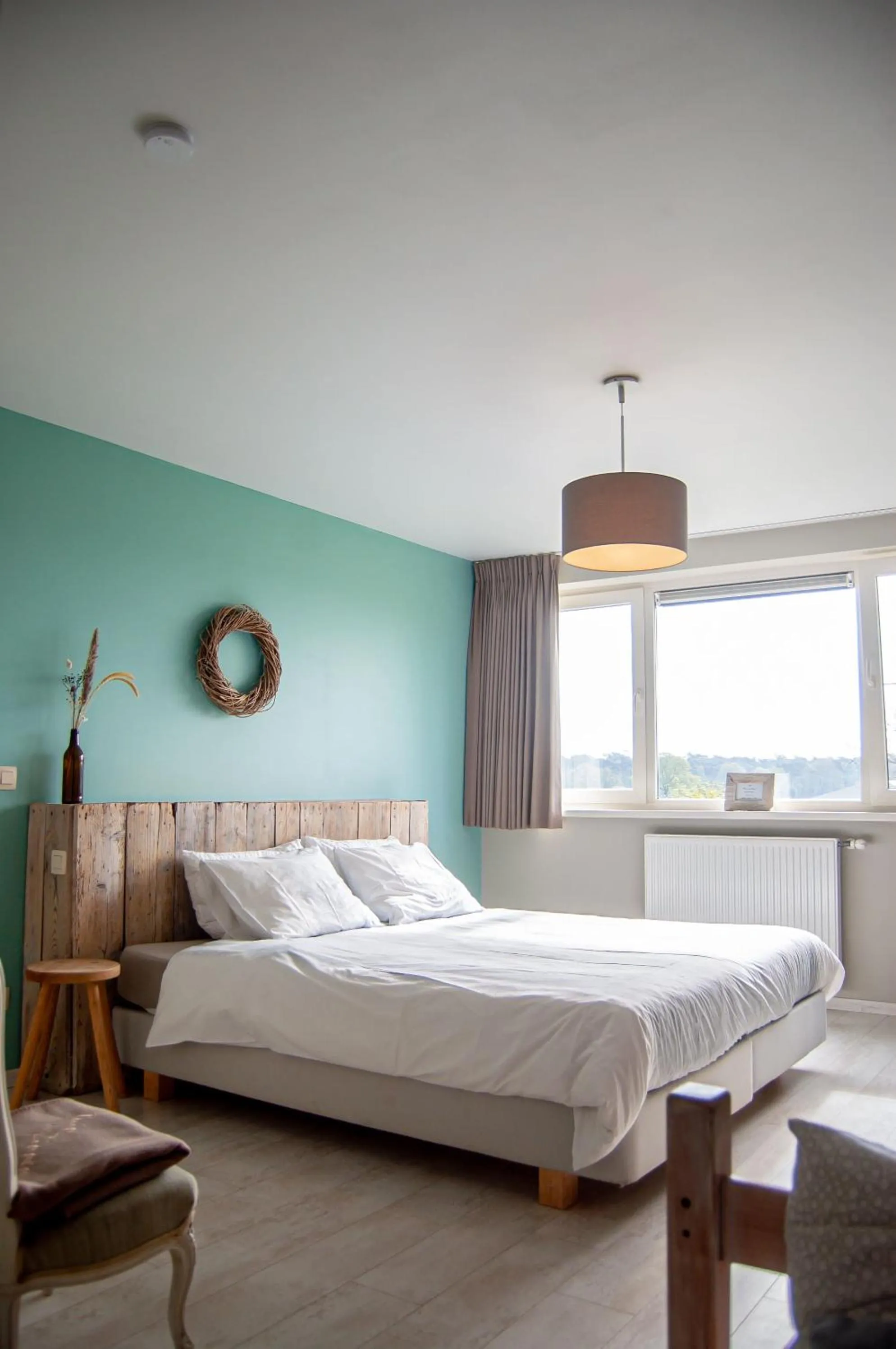 Photo of the whole room, Bed in LOGIES Tuin der Zinnen