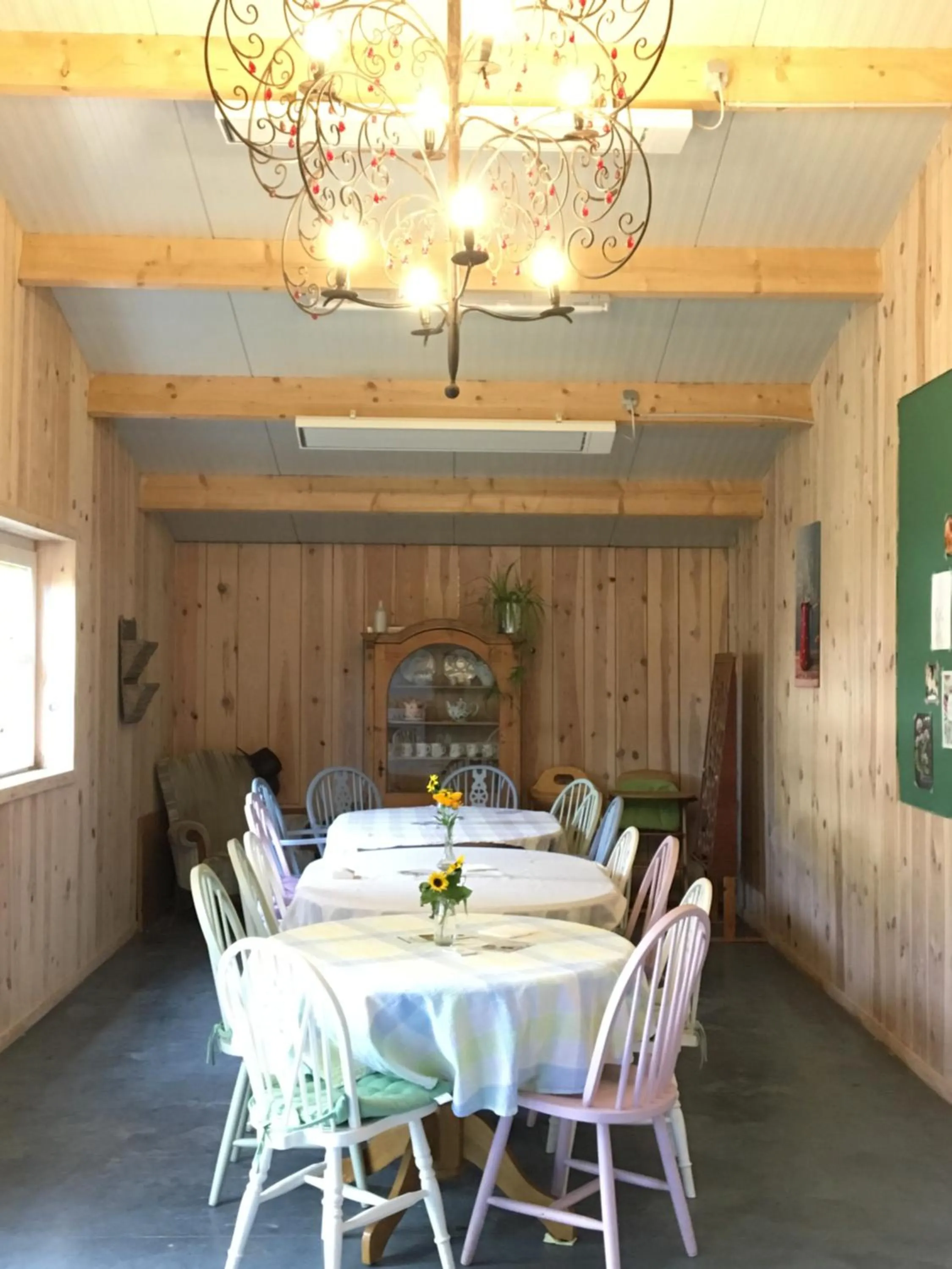 Dining area in LOGIES Tuin der Zinnen