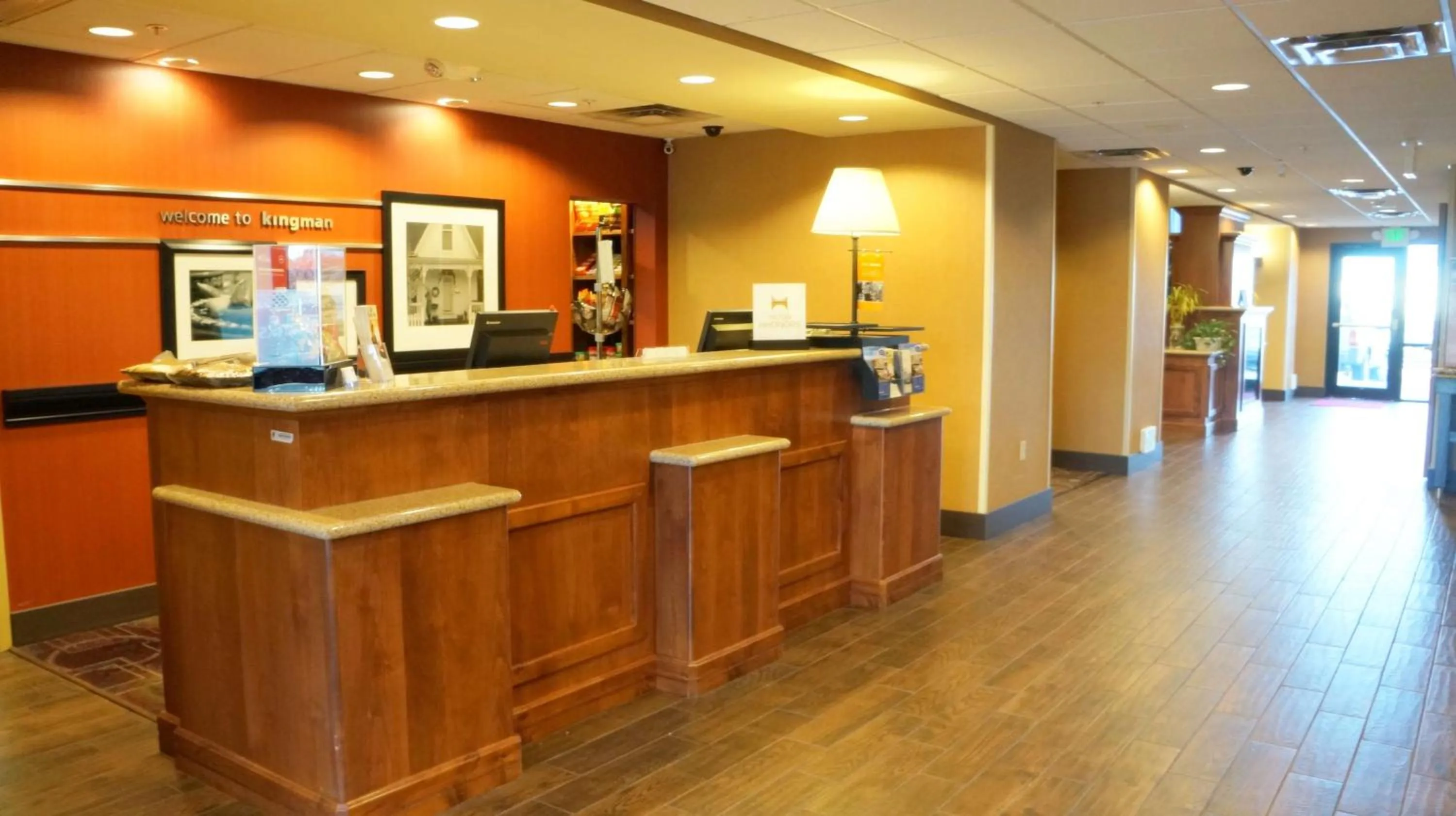 Lobby or reception in Hampton Inn & Suites Kingman