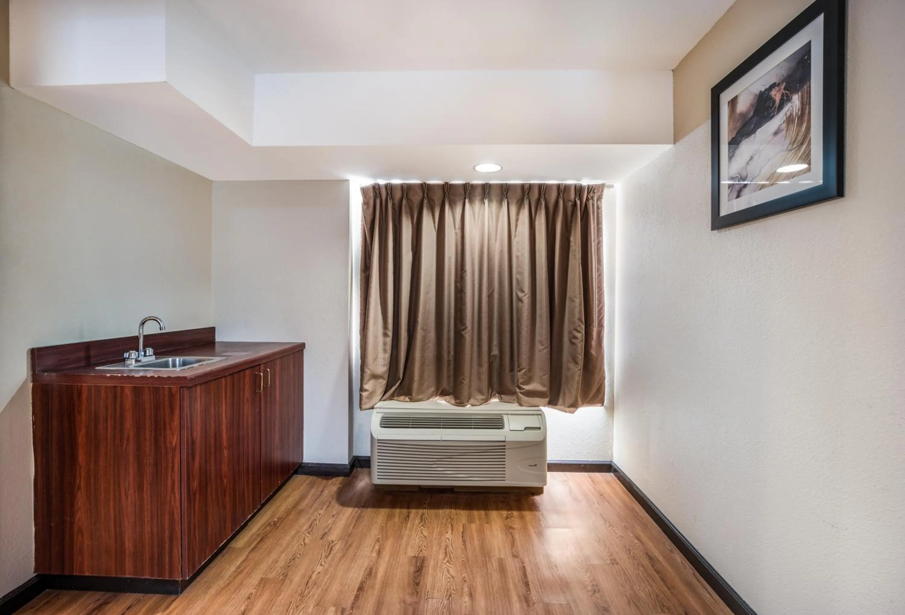 Kitchen or kitchenette in Quality Inn & Suites Augusta Fort Gordon Area