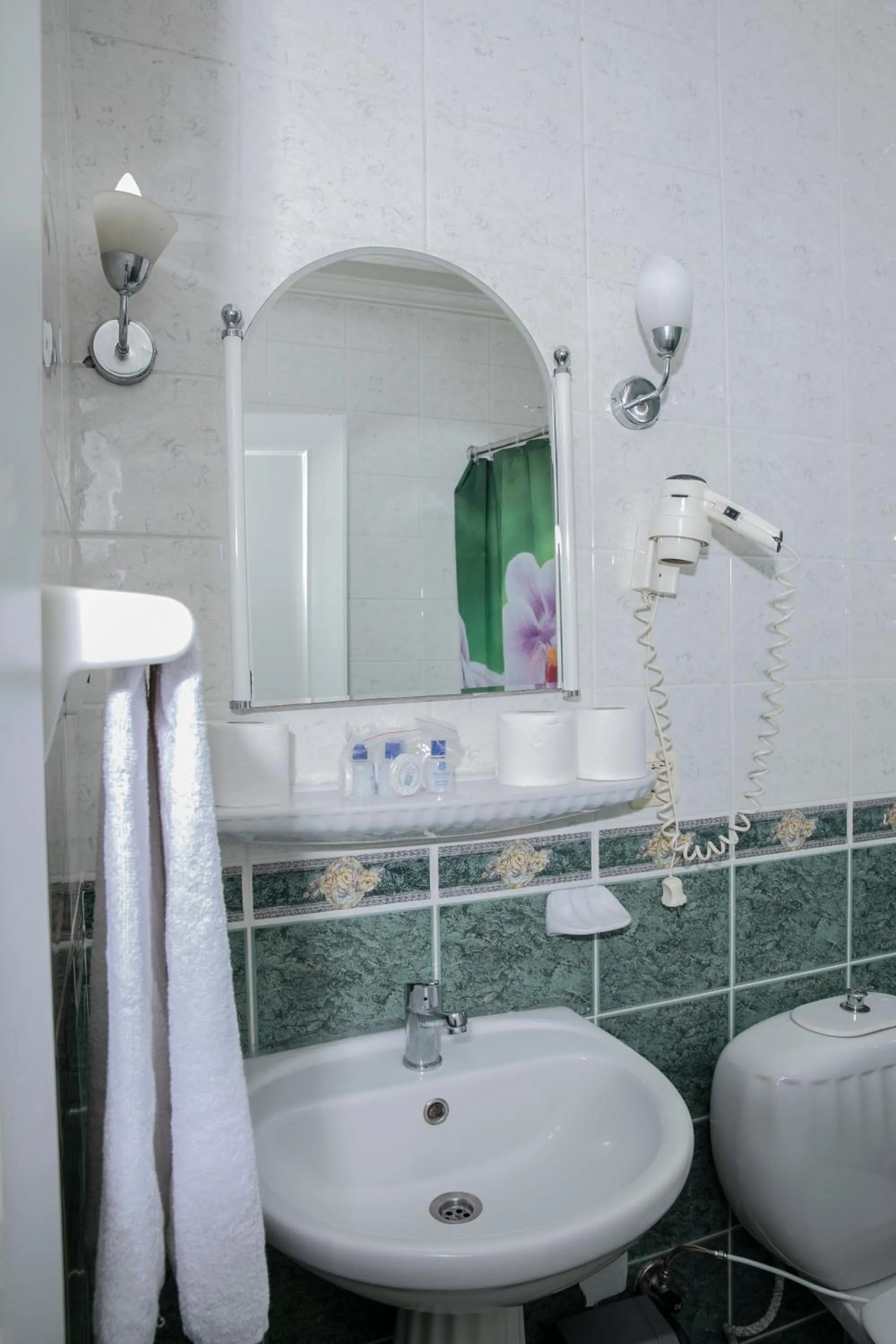 Bathroom in Hali Hotel