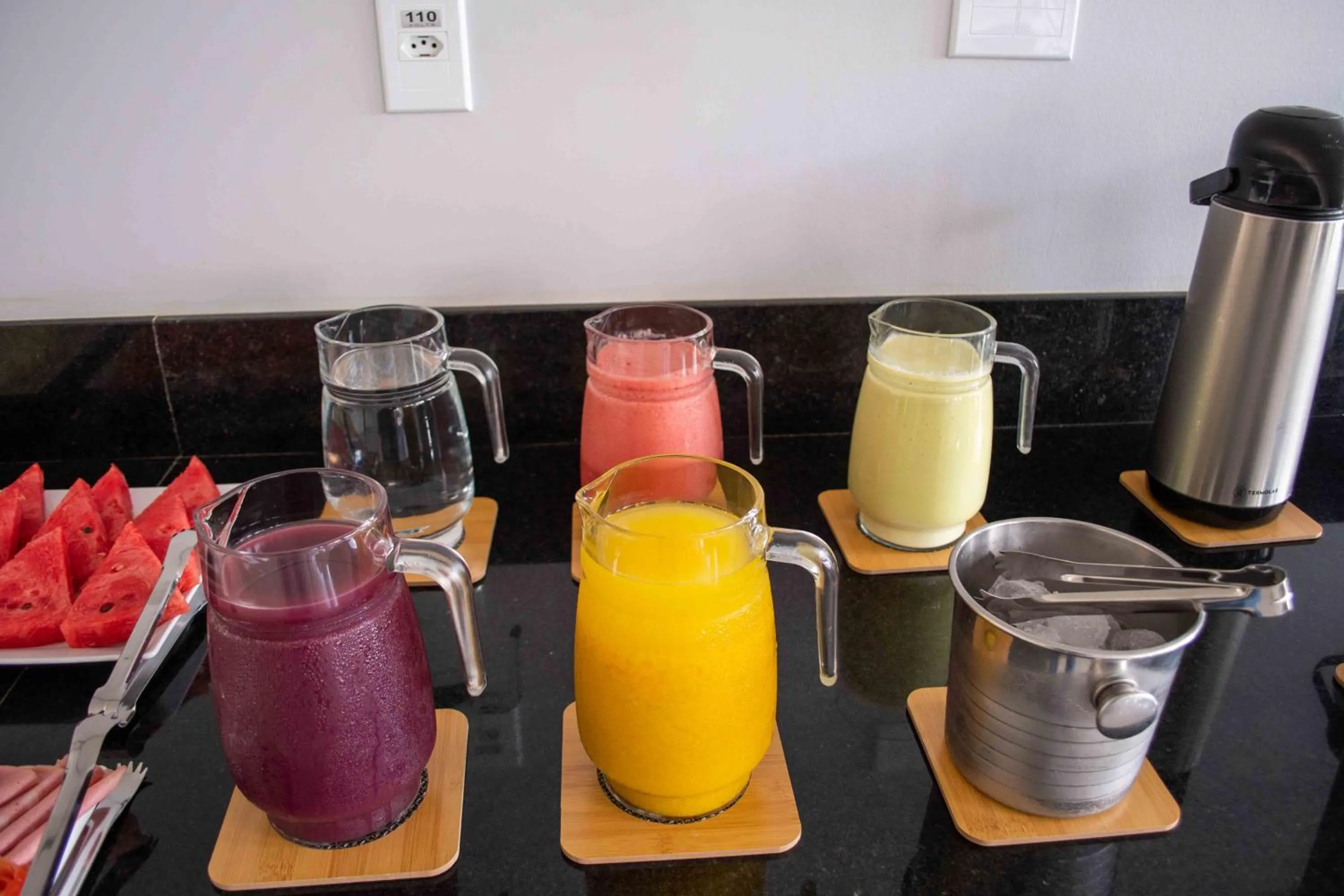 Breakfast in Hotel Minas