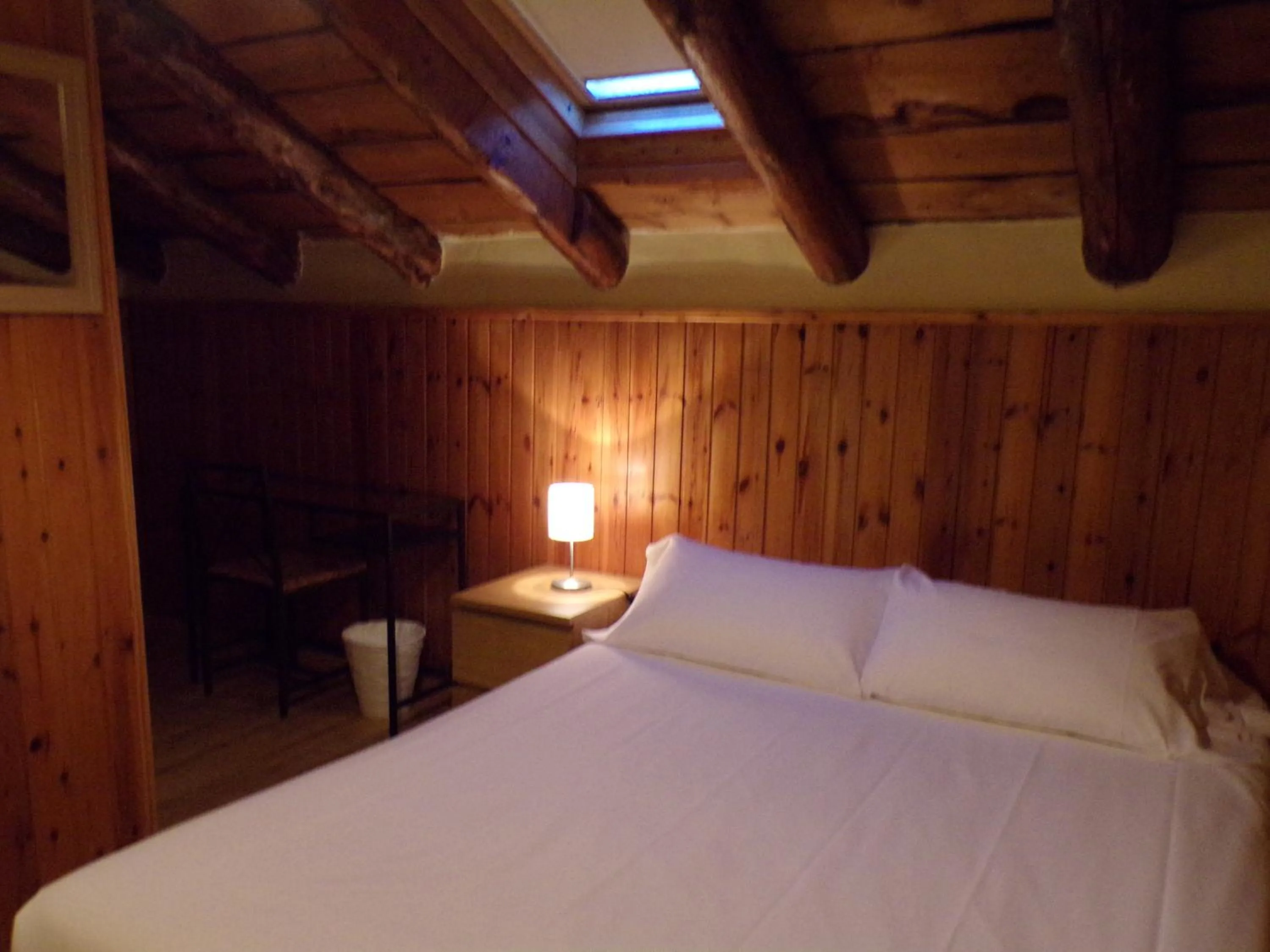 Bedroom, Bed in Hotel Roc de St Miquel & Apartment