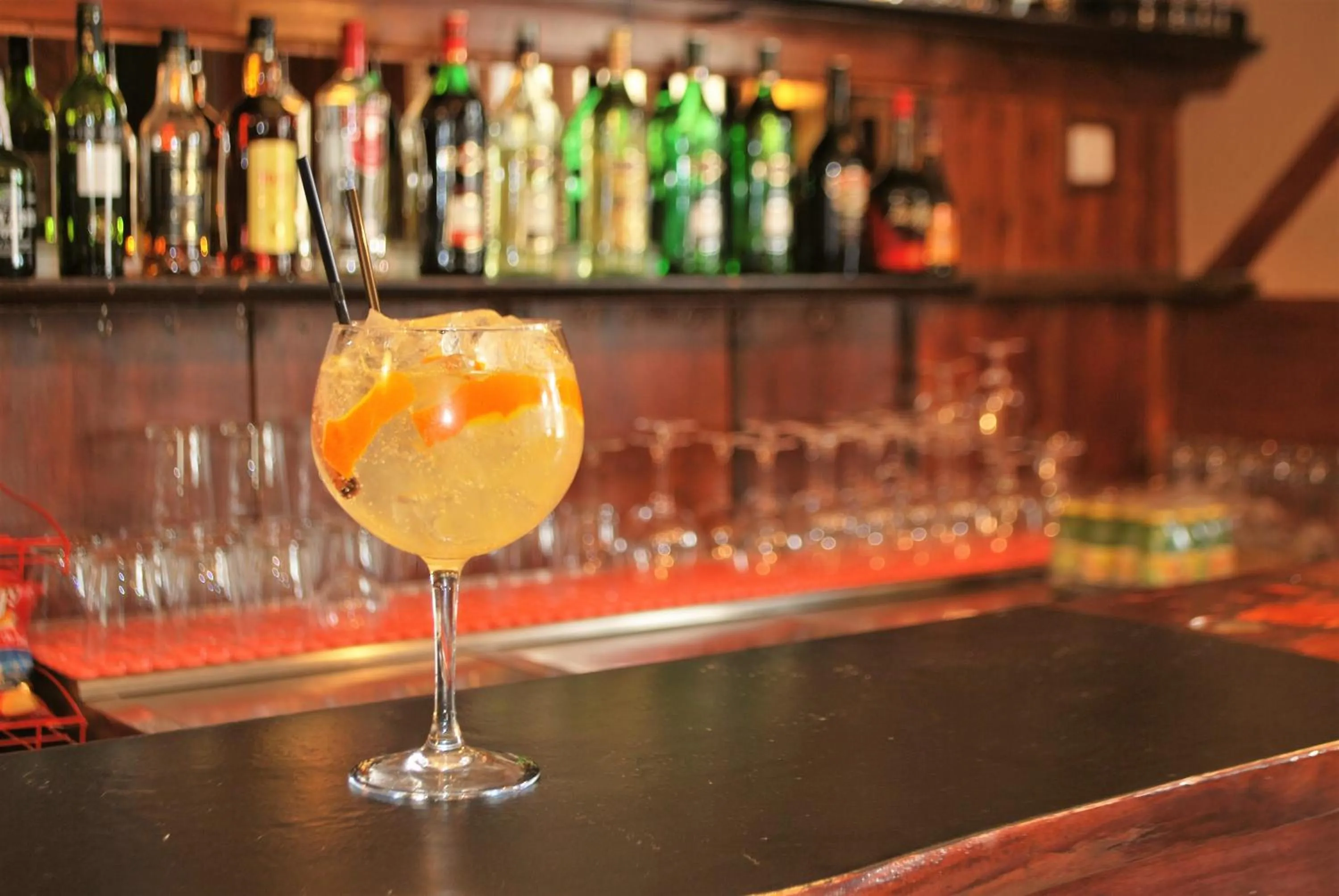 Alcoholic drinks in Hotel Roc de St Miquel & Apartment