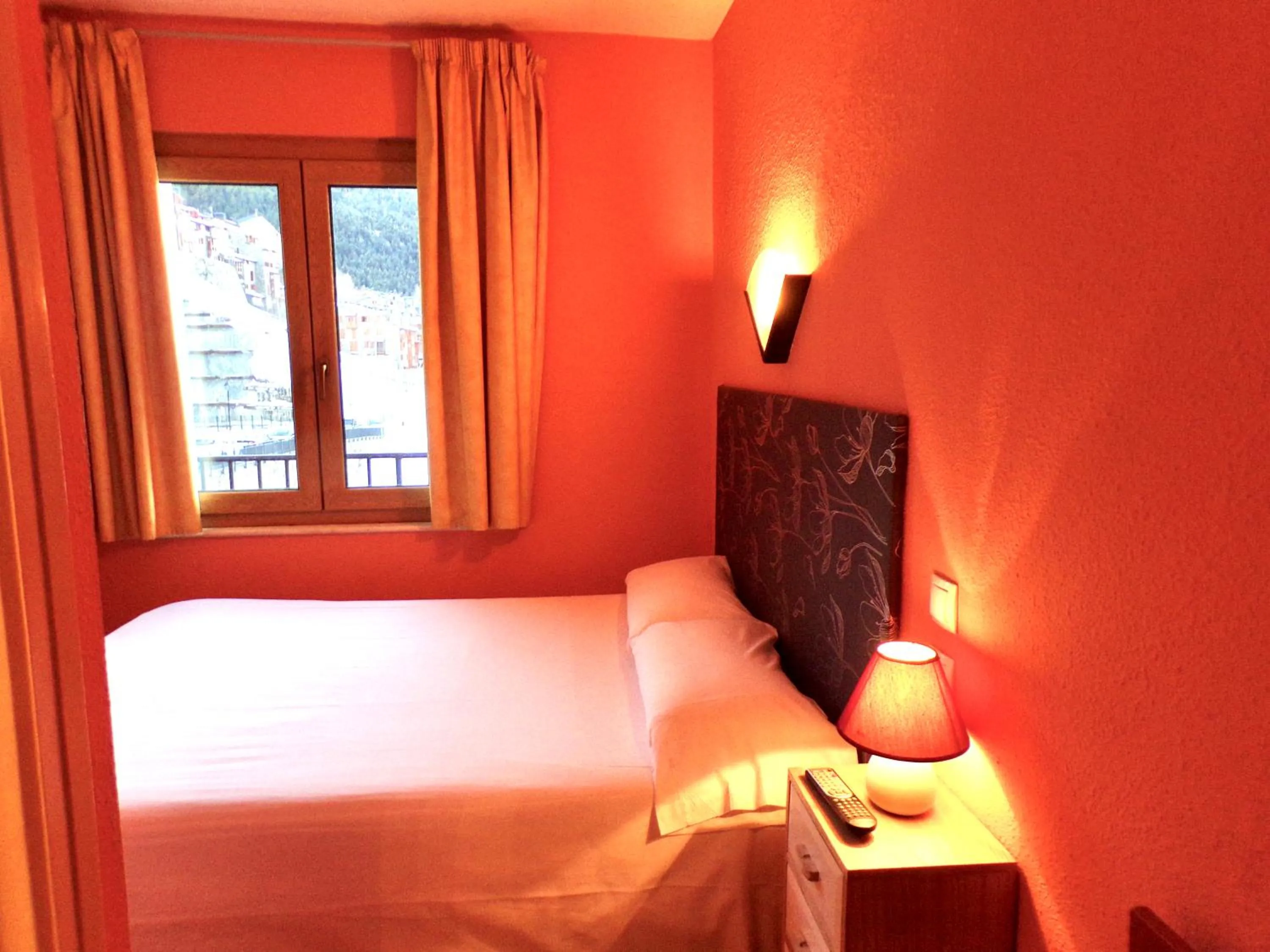 Bedroom, Bed in Hotel Roc de St Miquel & Apartment