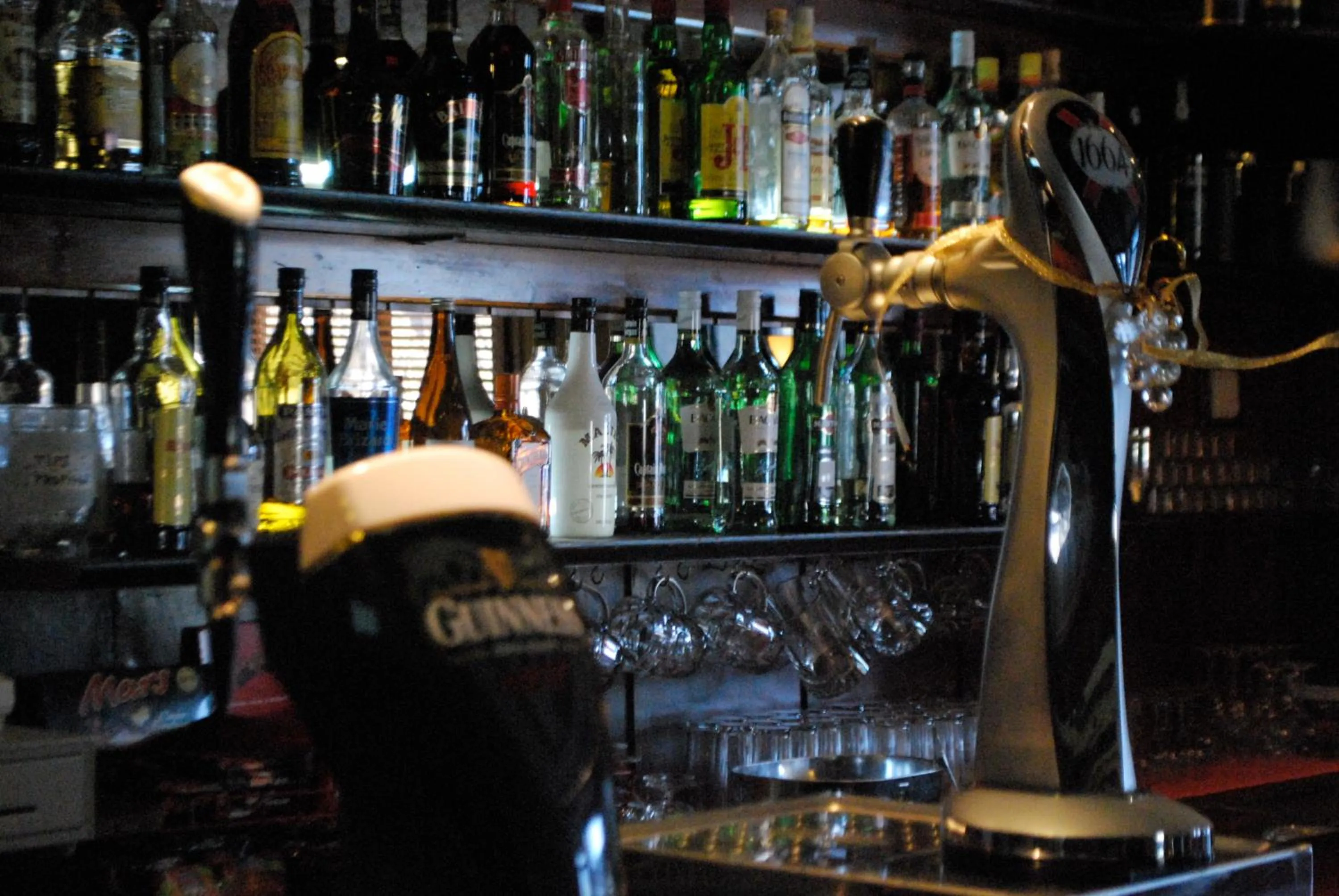 Alcoholic drinks in Hotel Roc de St Miquel & Apartment