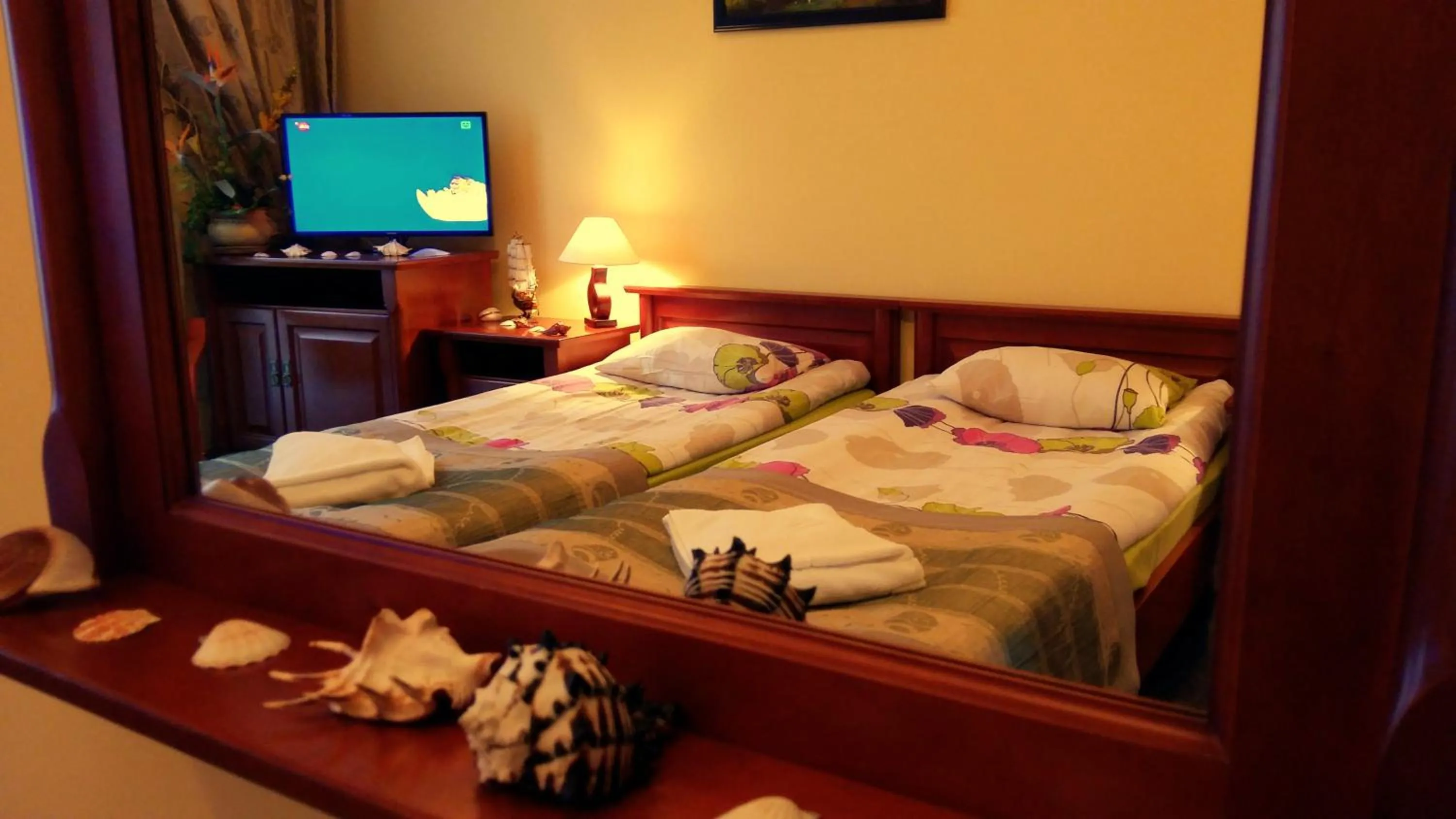 Photo of the whole room, Bed in Hotel Spinaker