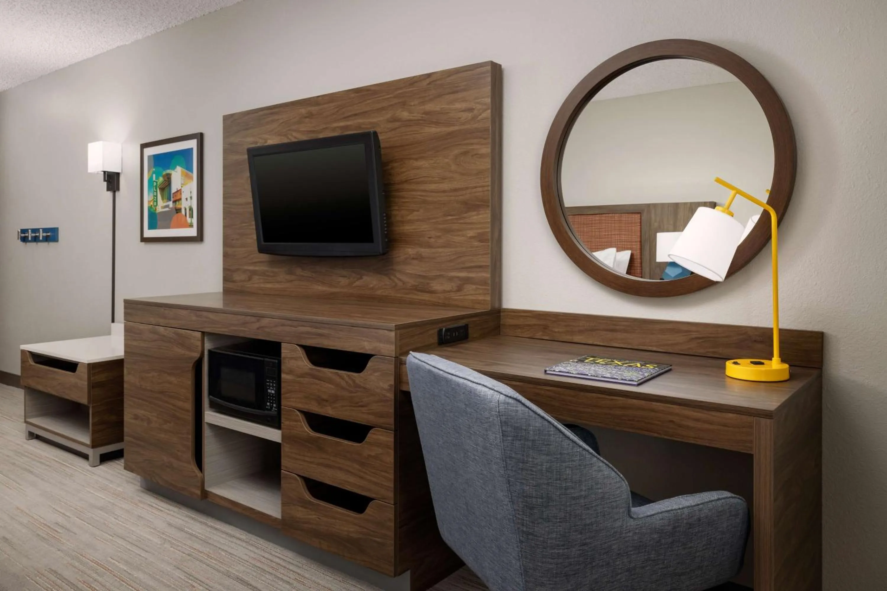 Bedroom in Hampton Inn Laredo