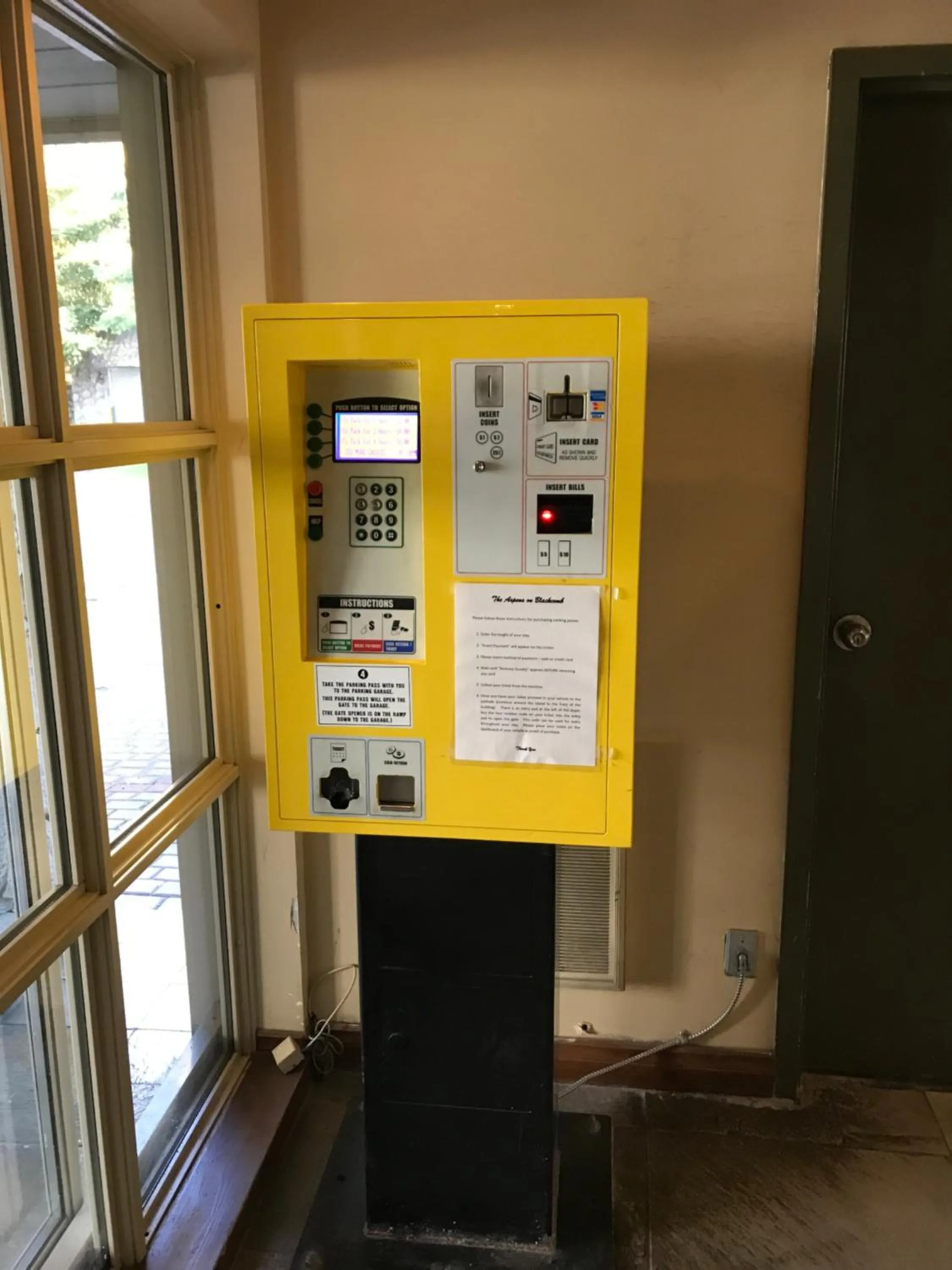 The Best Top Floor Ski-in/Ski-out at the Aspens