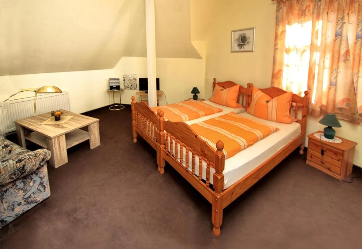 Bed in Gaststätte und Pension Felsenthal