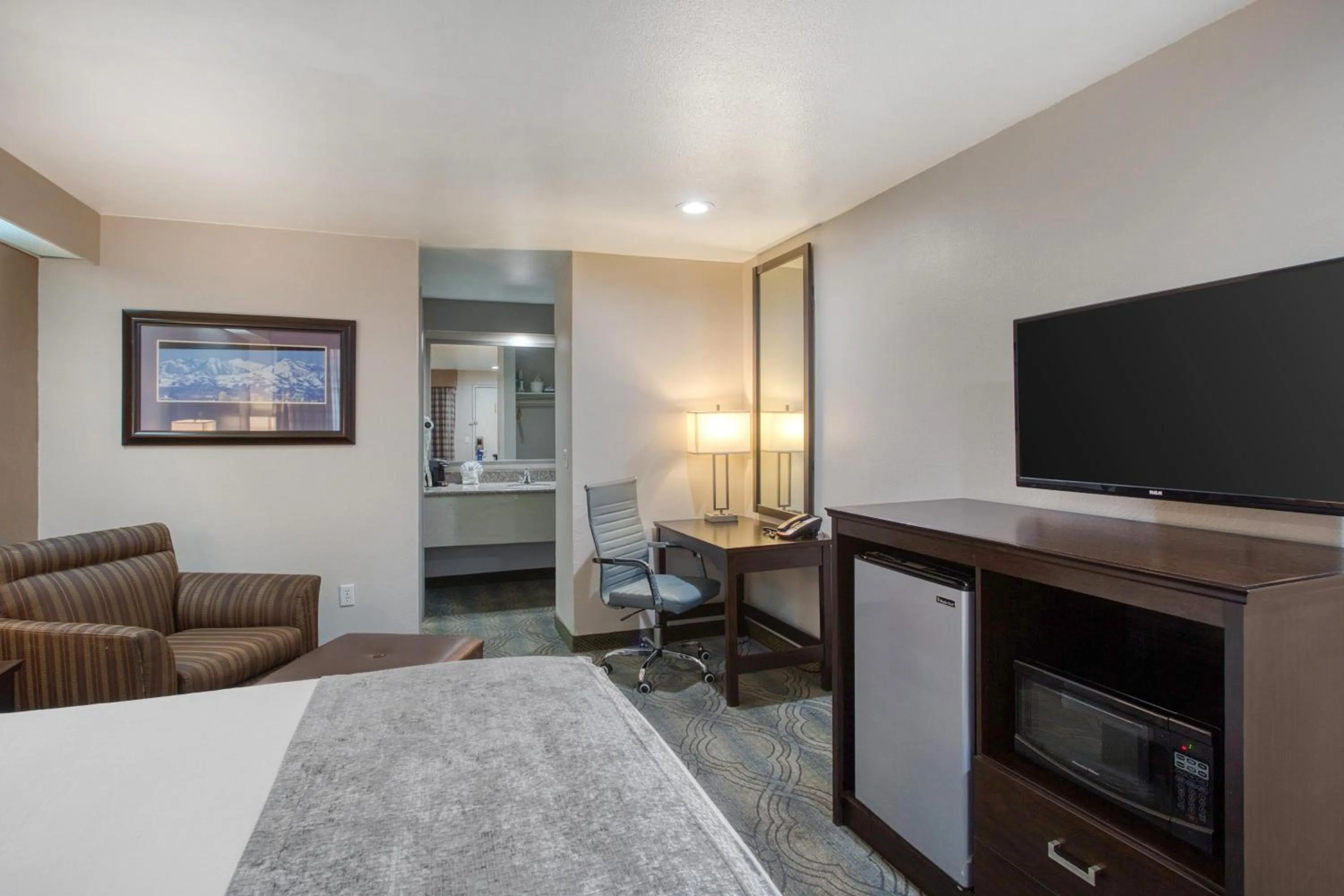 Bedroom, Bed in SureStay by Best Western Salt Lake City Downtown