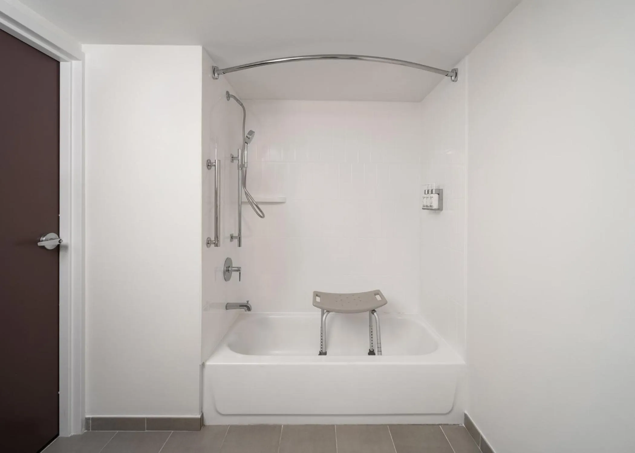 Photo of the whole room in Garner Hotel Augusta West by IHG