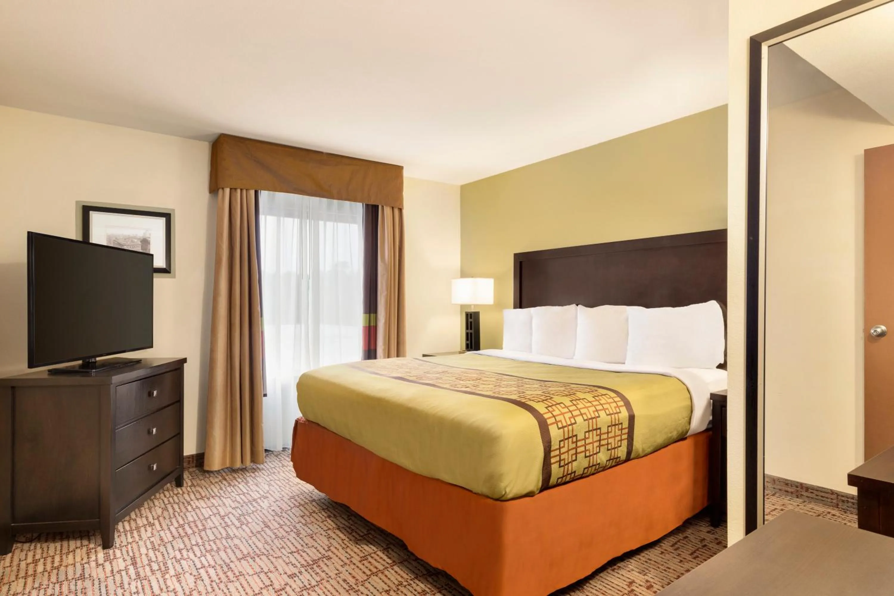 Bed in Baymont by Wyndham Augusta West