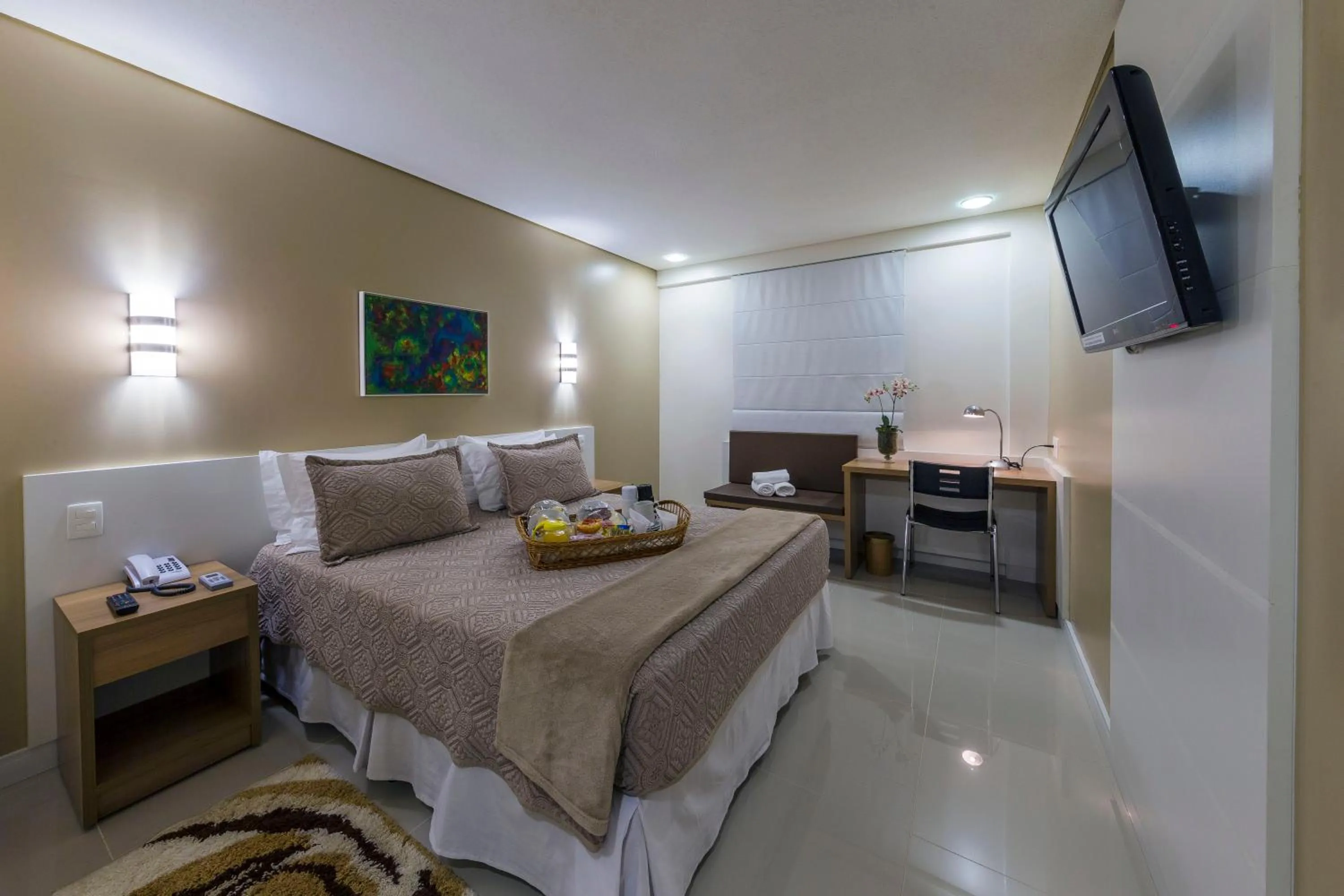 Bed in Hotel Thomasi Express