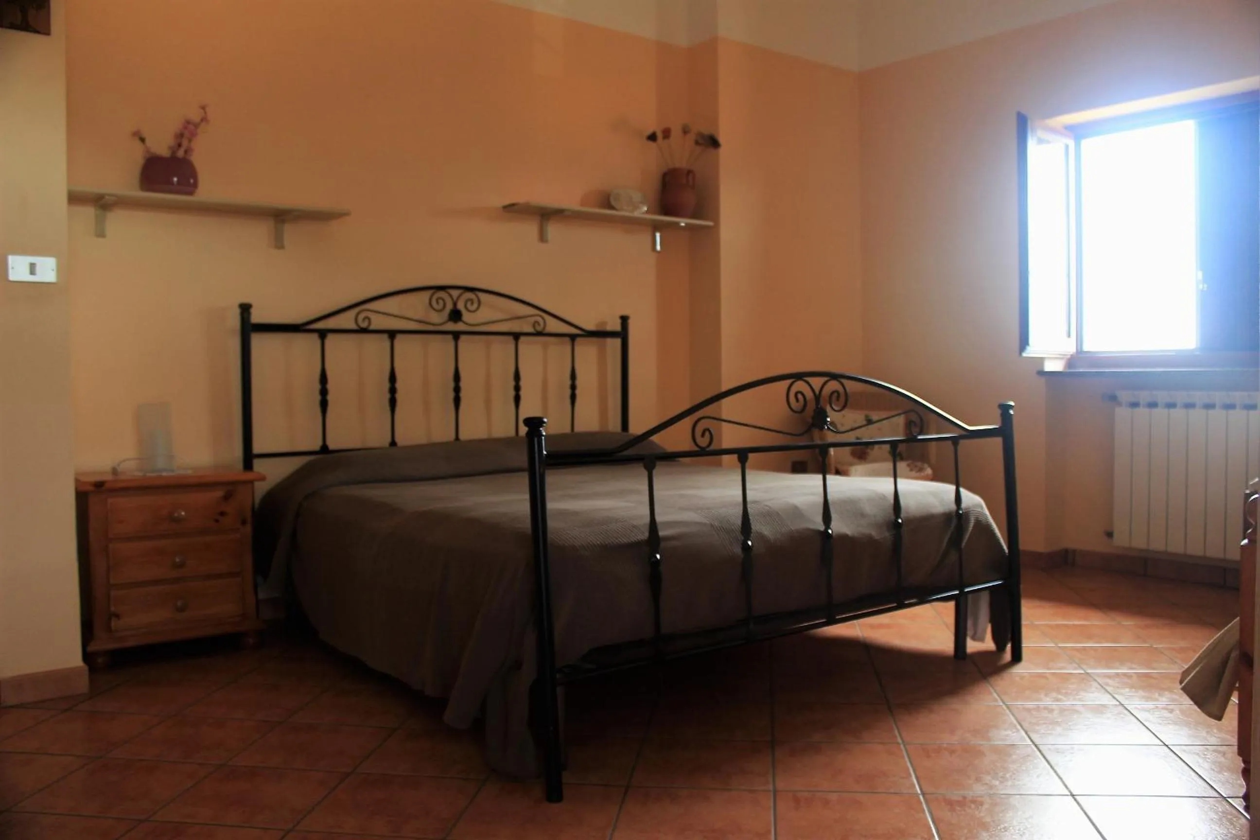 Bedroom, Bed in mansarda fiorita