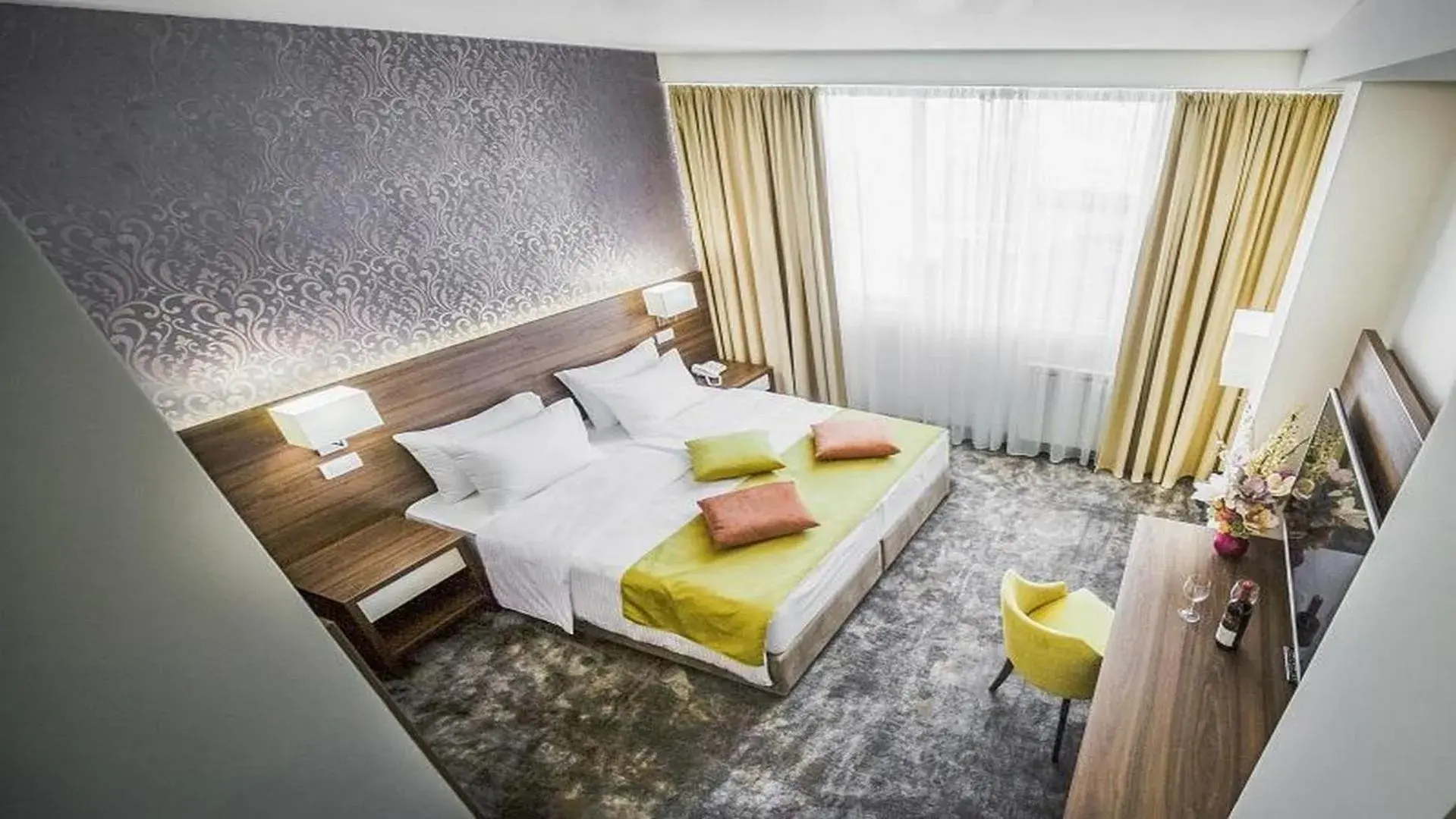 Superior Double Room in Hotel Marshal Garni Superior Double Room in Hotel Marshal Garni