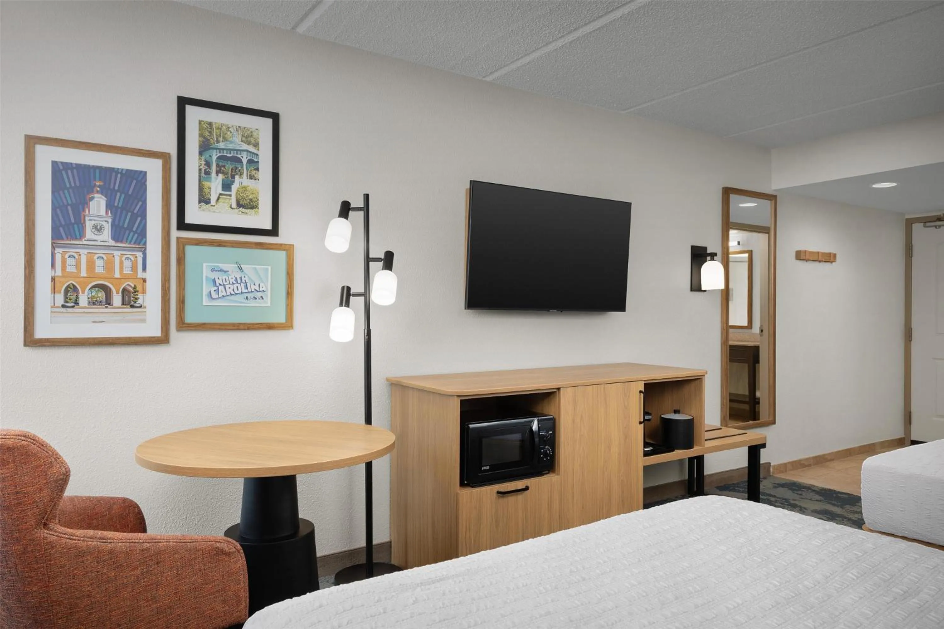 Bed in Hampton Inn Fayetteville Fort Bragg