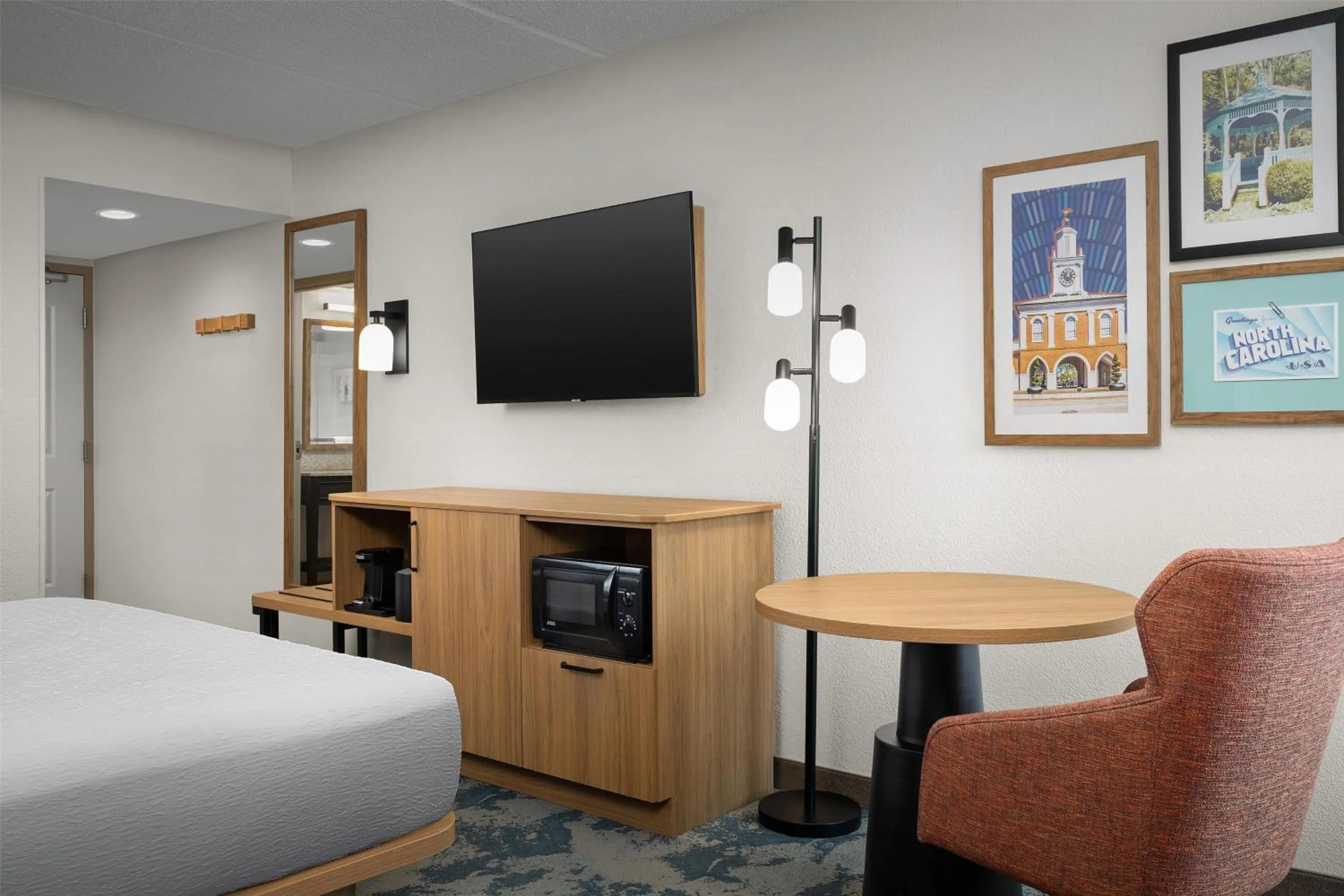 Bed in Hampton Inn Fayetteville Fort Bragg