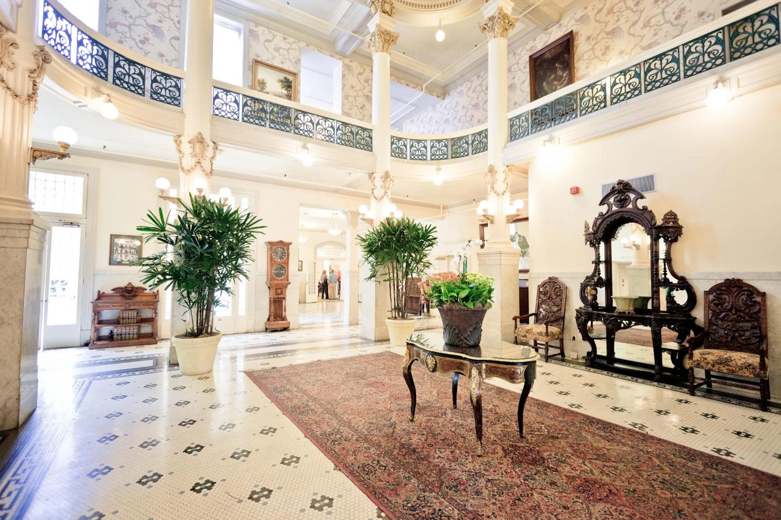 Lobby or reception in Menger Hotel