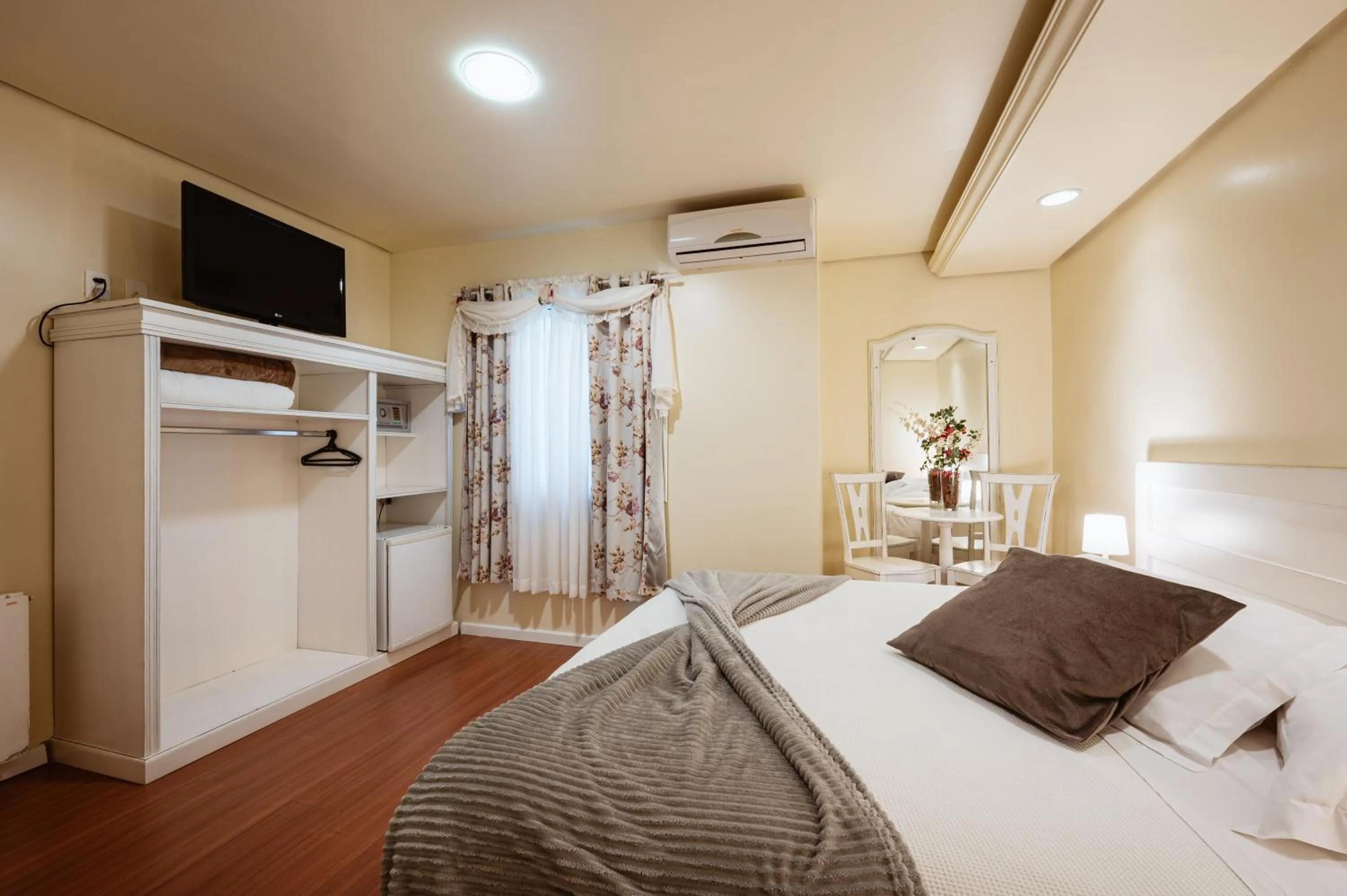 Bedroom, Bed in Pousada dos Anjos