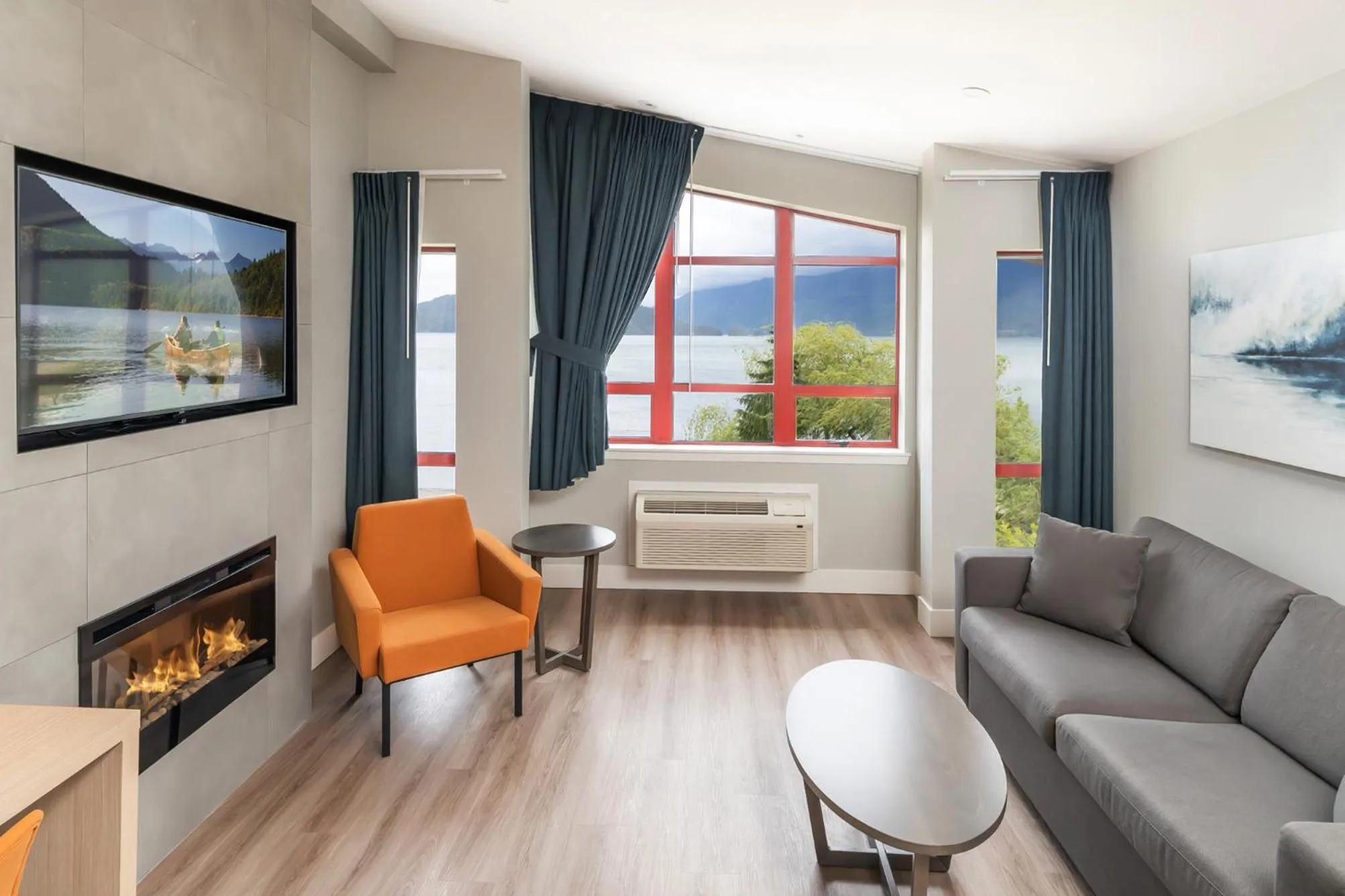 Living room in Harrison Beach Hotel