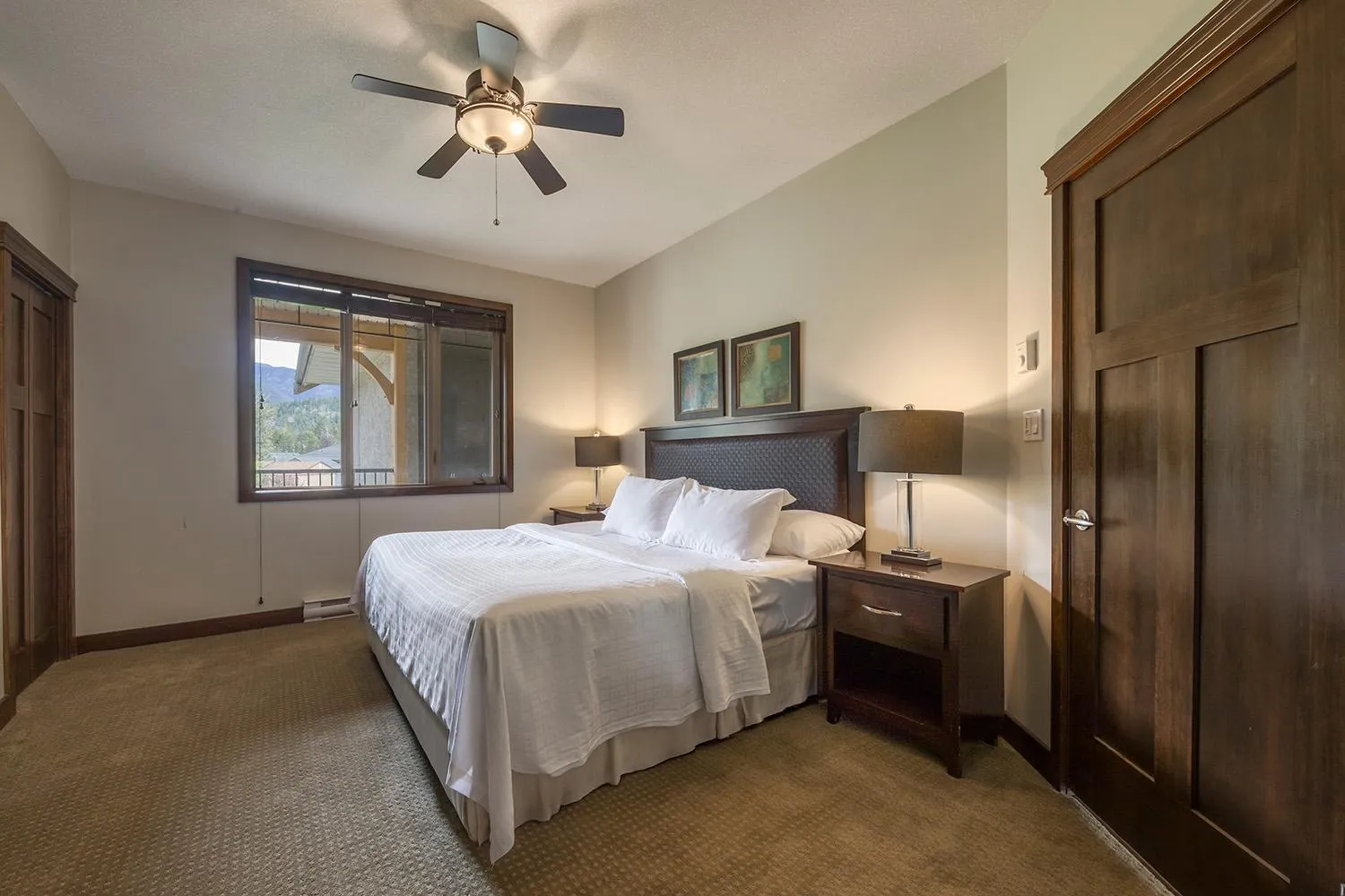 Bed in Bighorn Meadows Resort