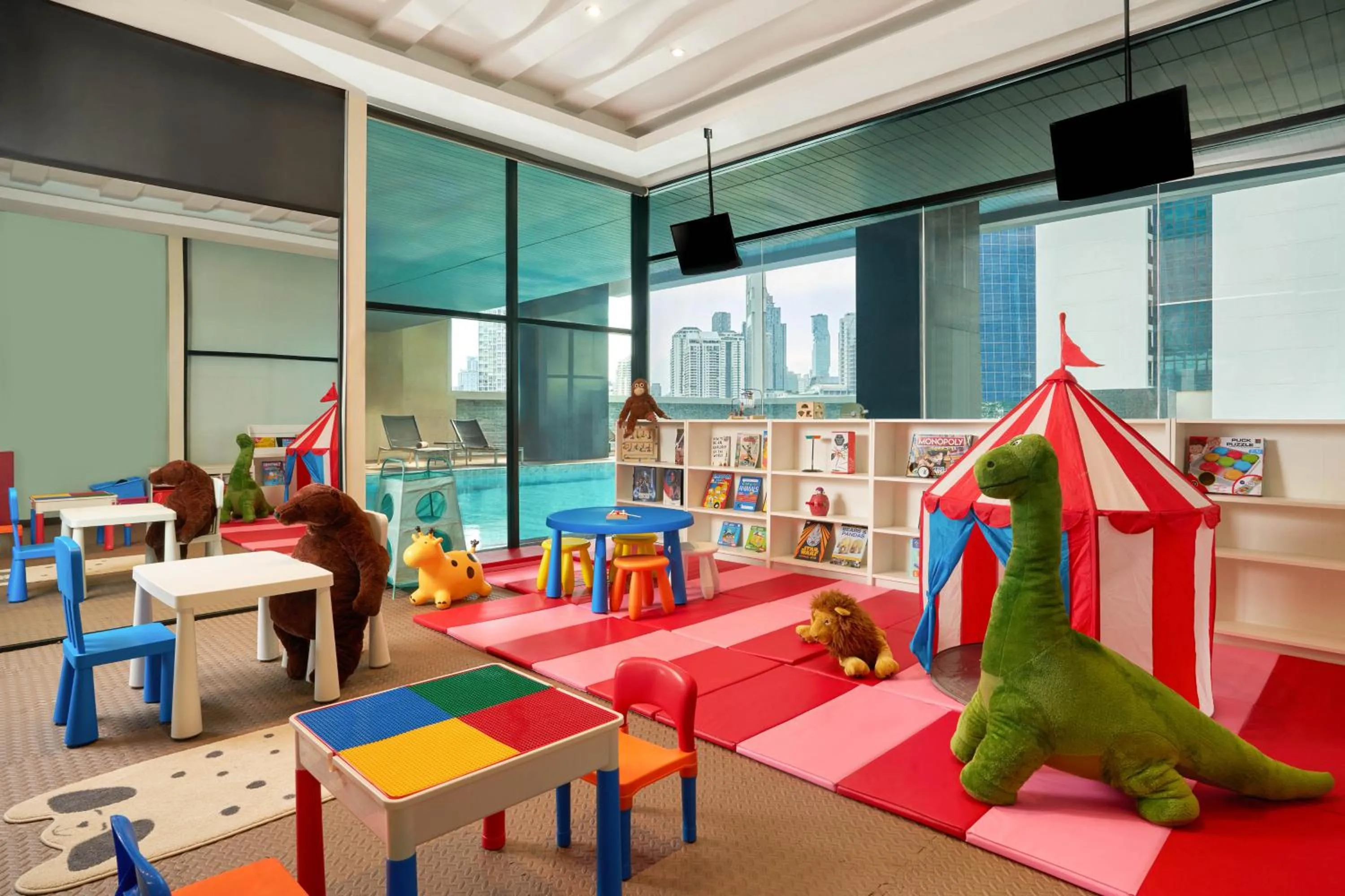 Kids's club in AETAS lumpini