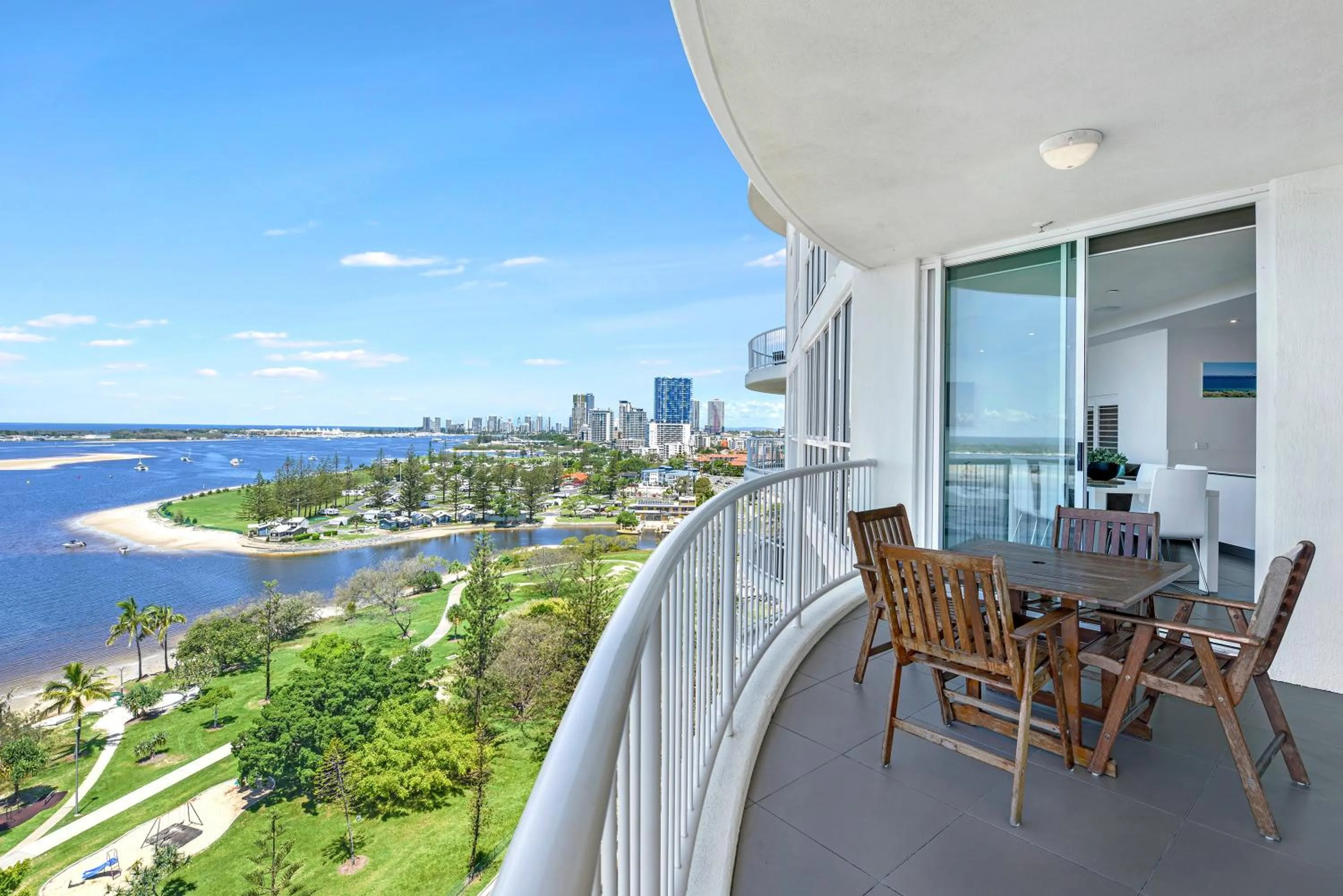 Balcony/Terrace in Crystal Bay On The Broadwater