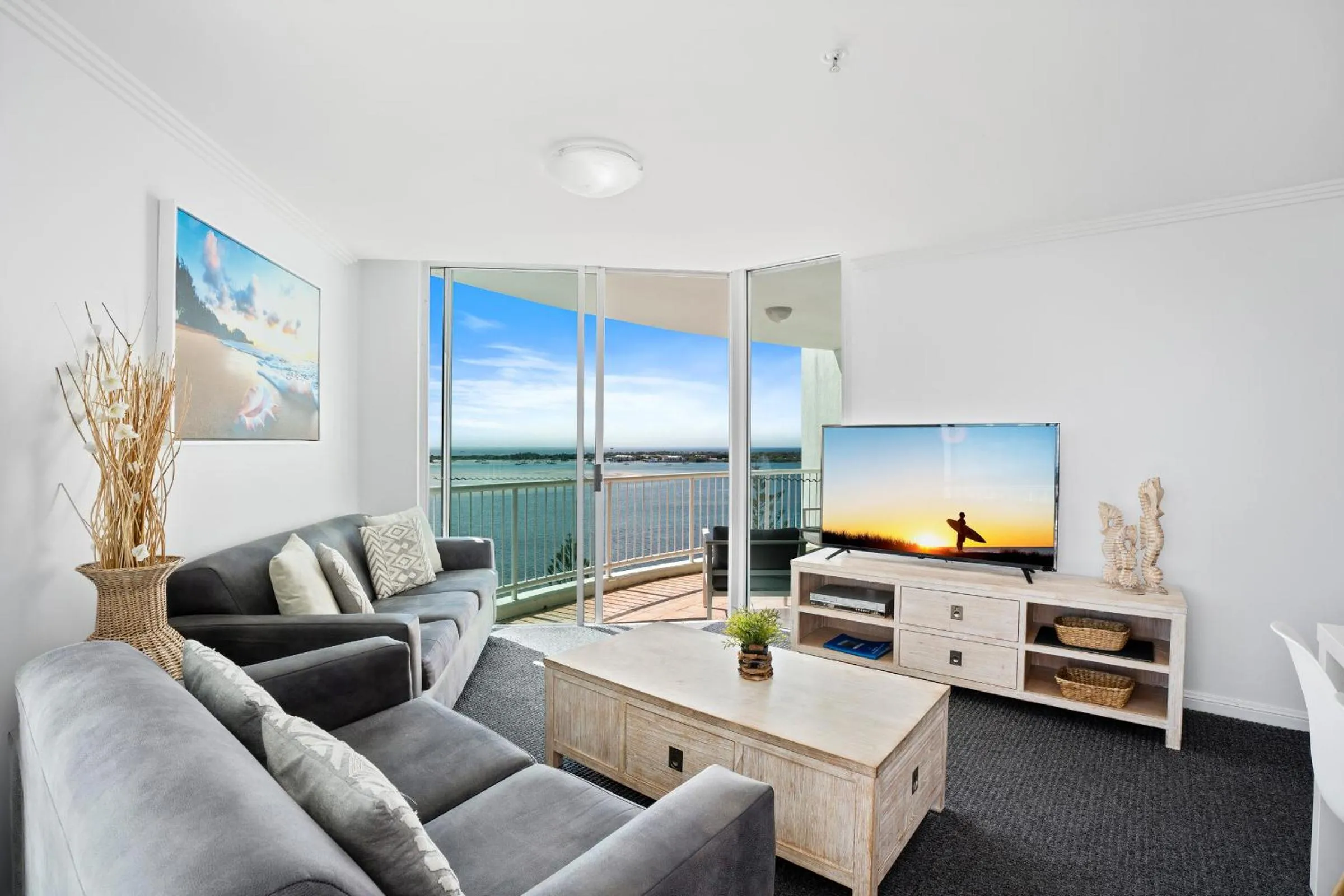 Living room in Crystal Bay On The Broadwater