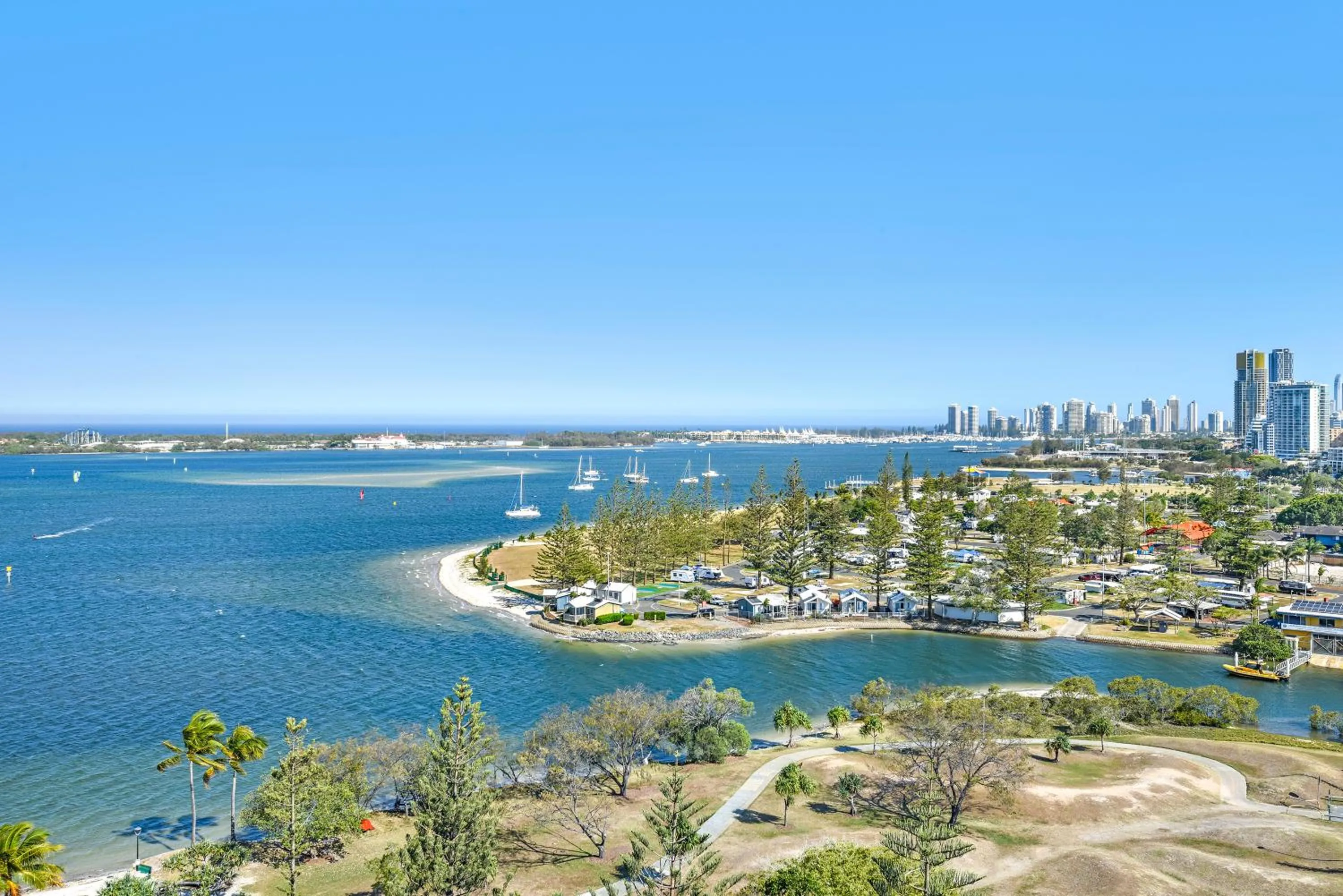 Sea view in Crystal Bay On The Broadwater