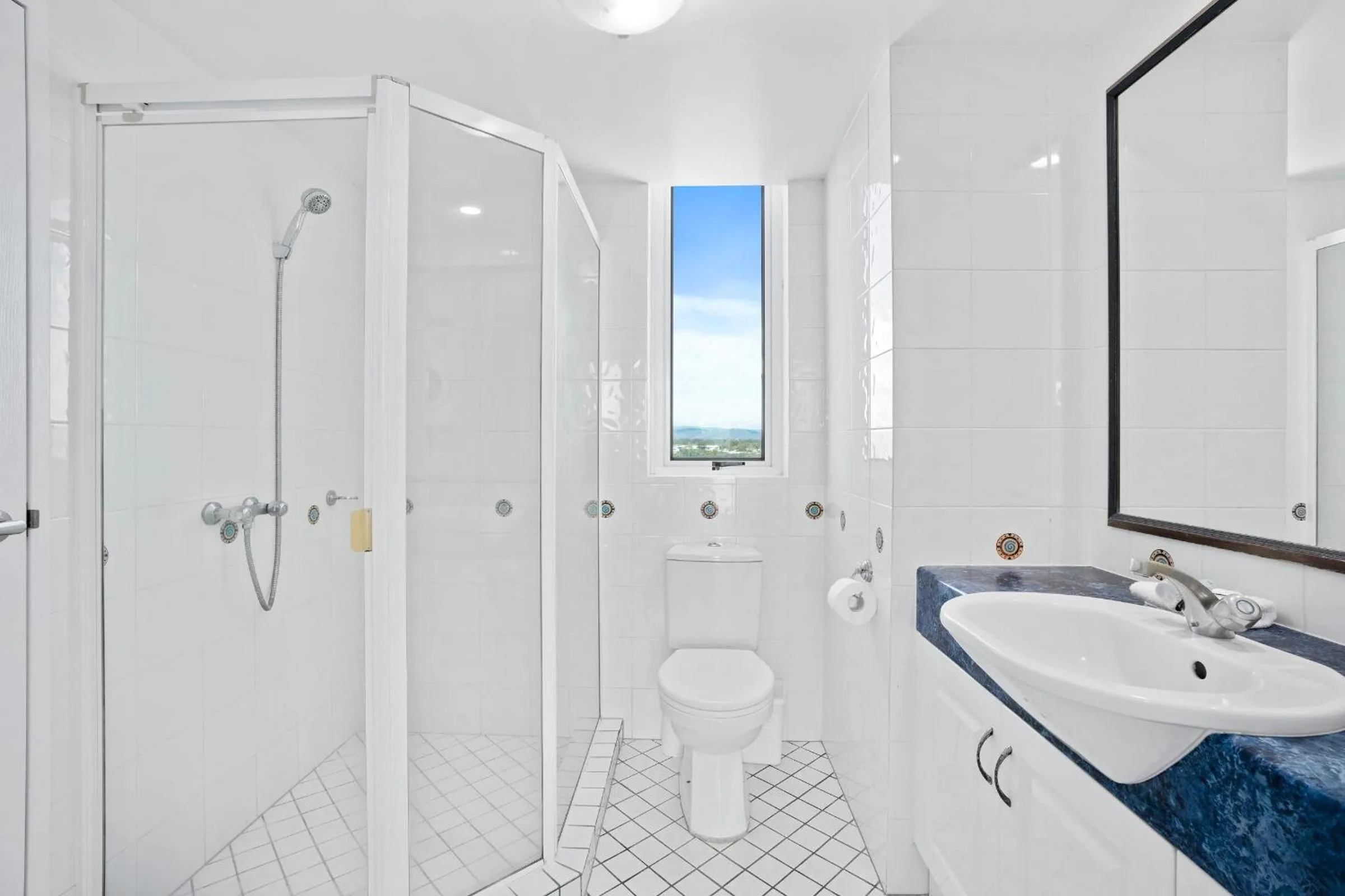 Bathroom in Crystal Bay On The Broadwater