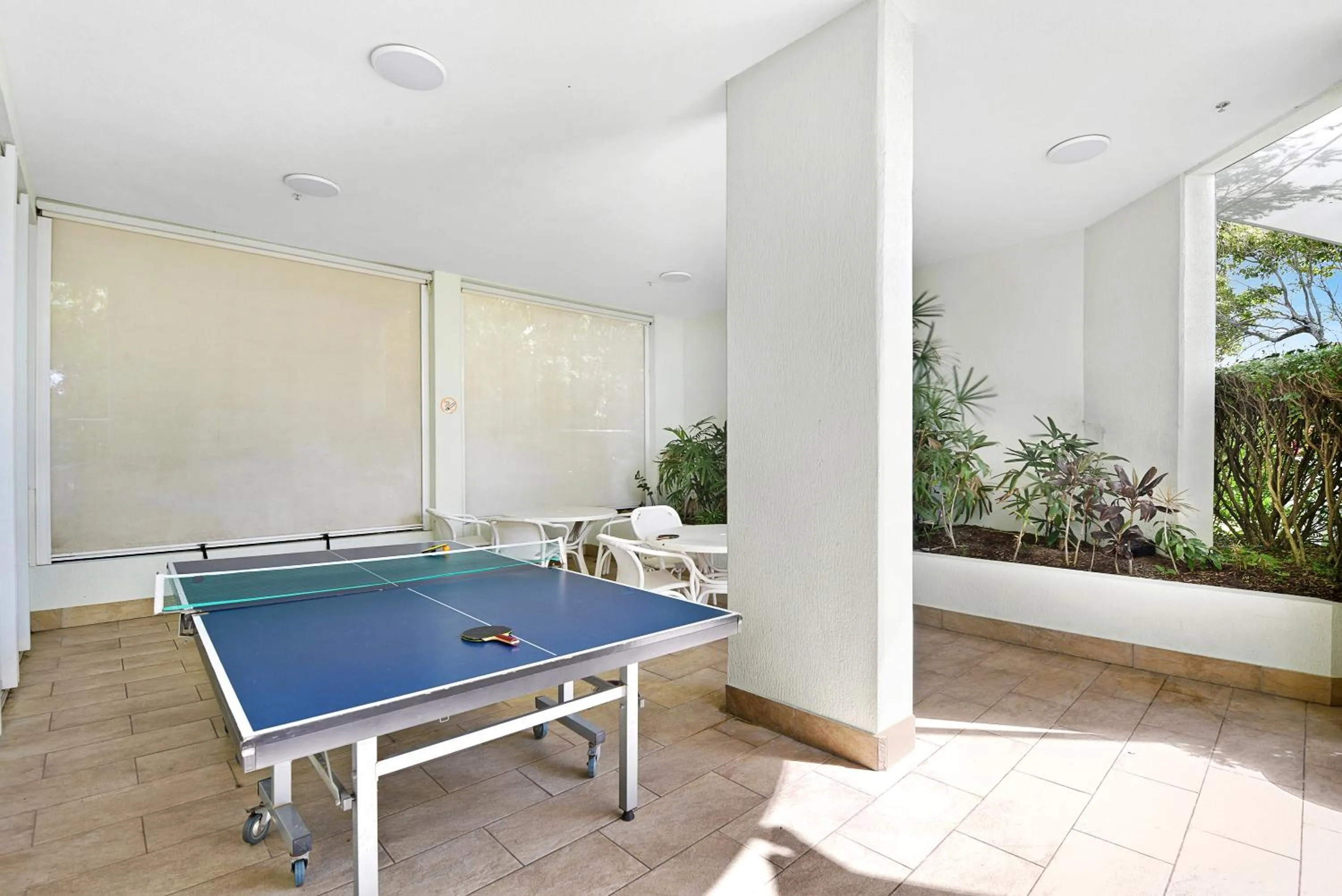 Activities in Crystal Bay On The Broadwater